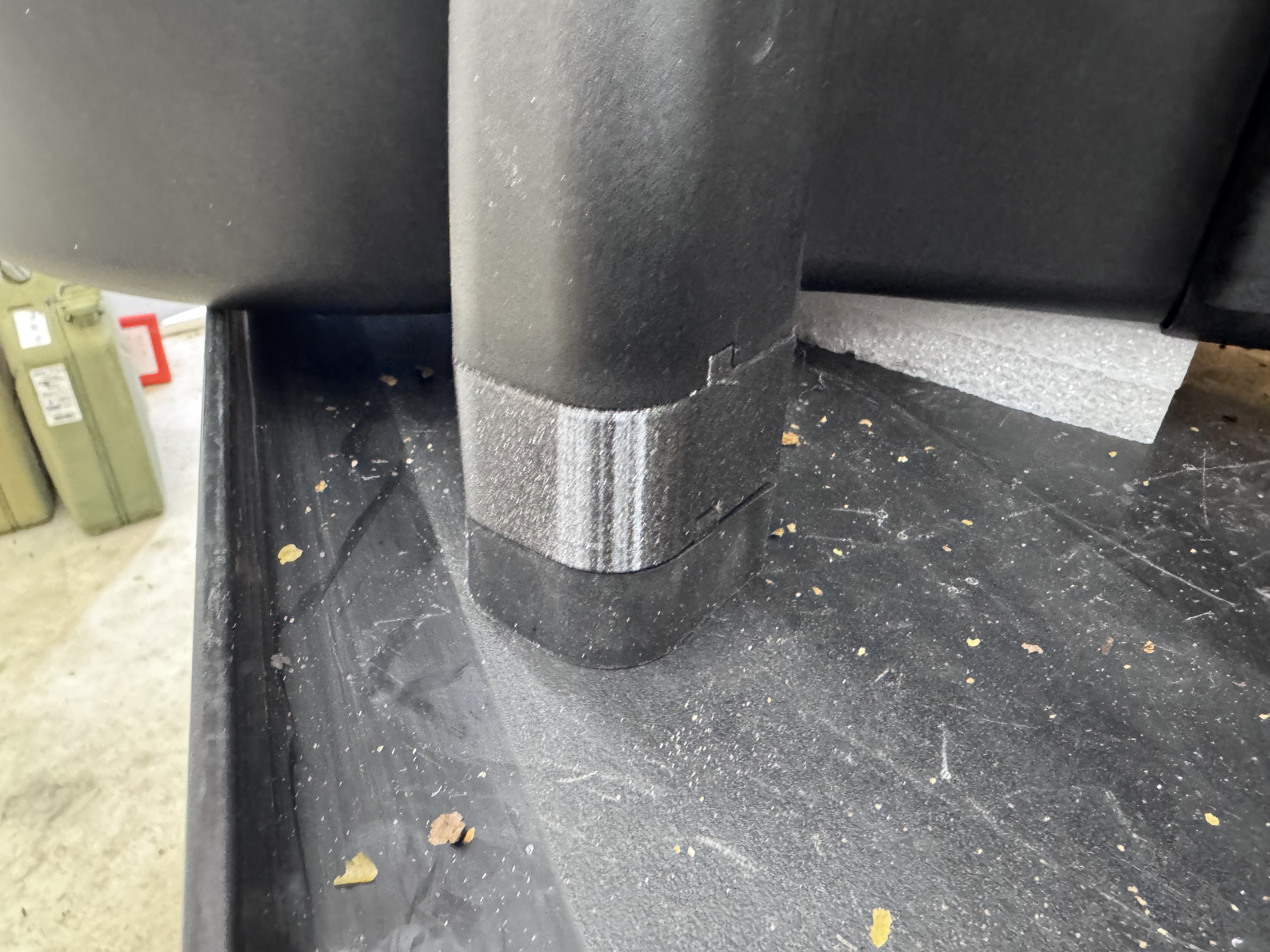 Aillio Bullet Leg Extensions