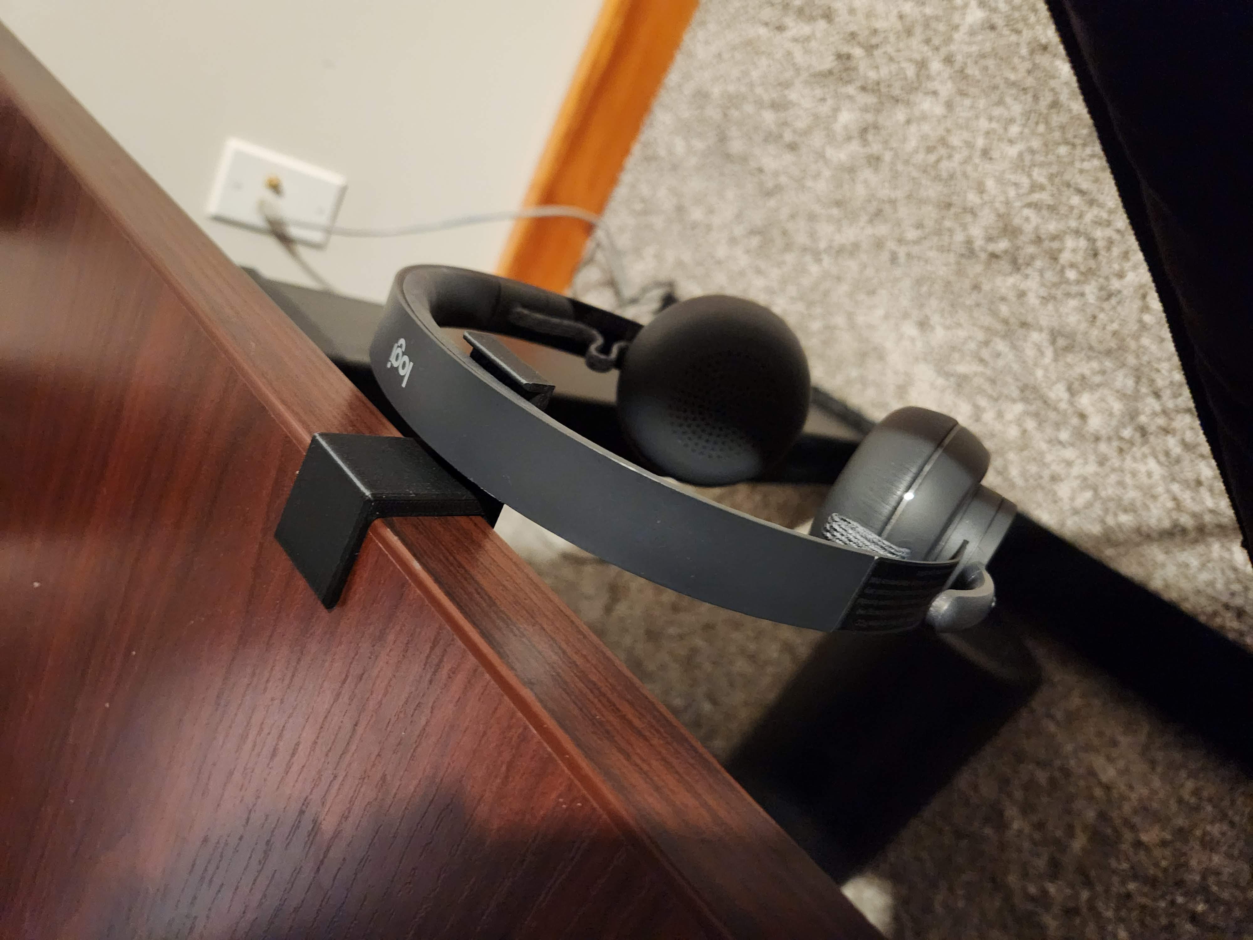 Desk-Side Headphone Hanger (Parameterized) — thumbnail 5