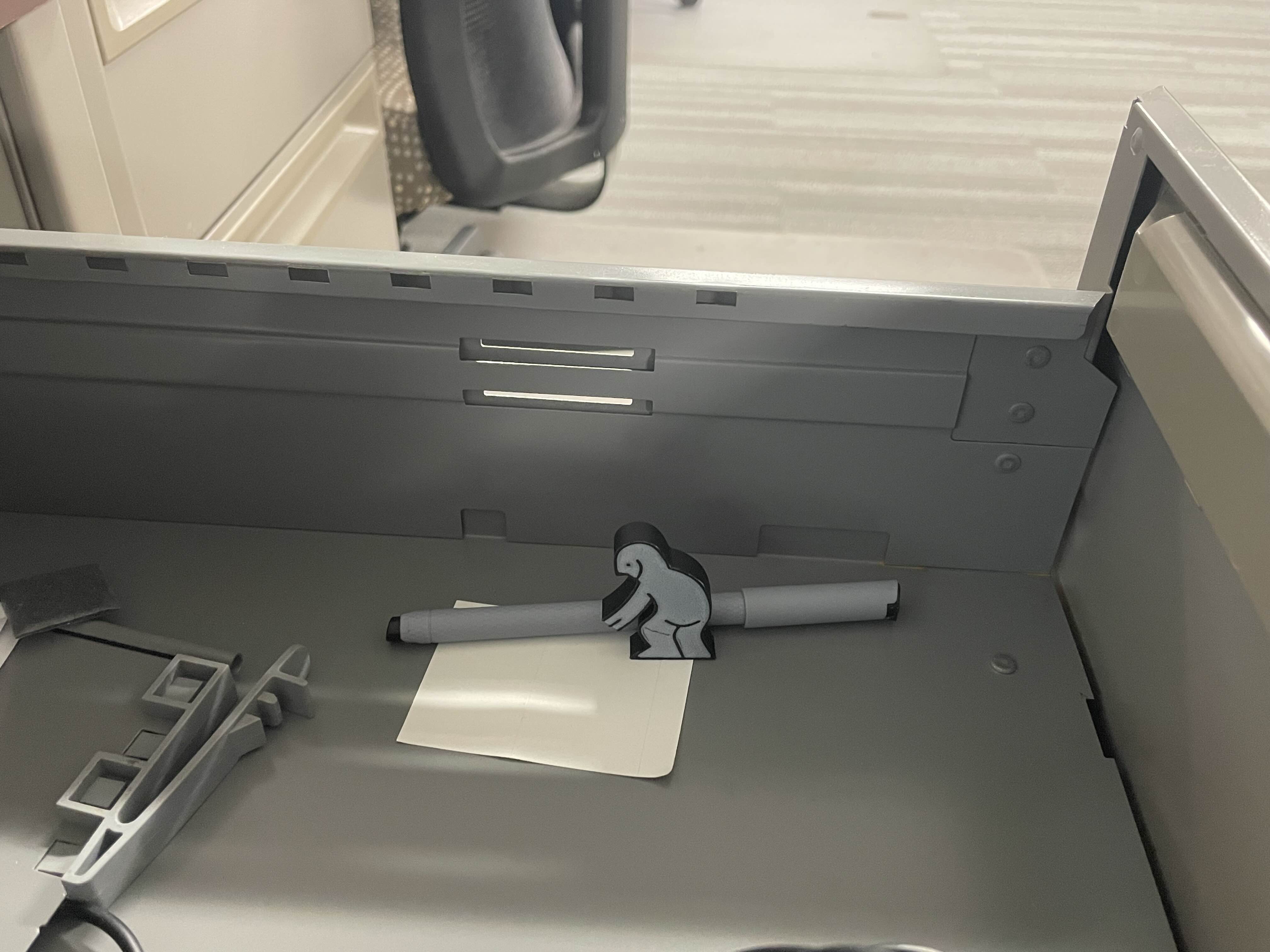 Ikea Instructions Guy — miniatura 2