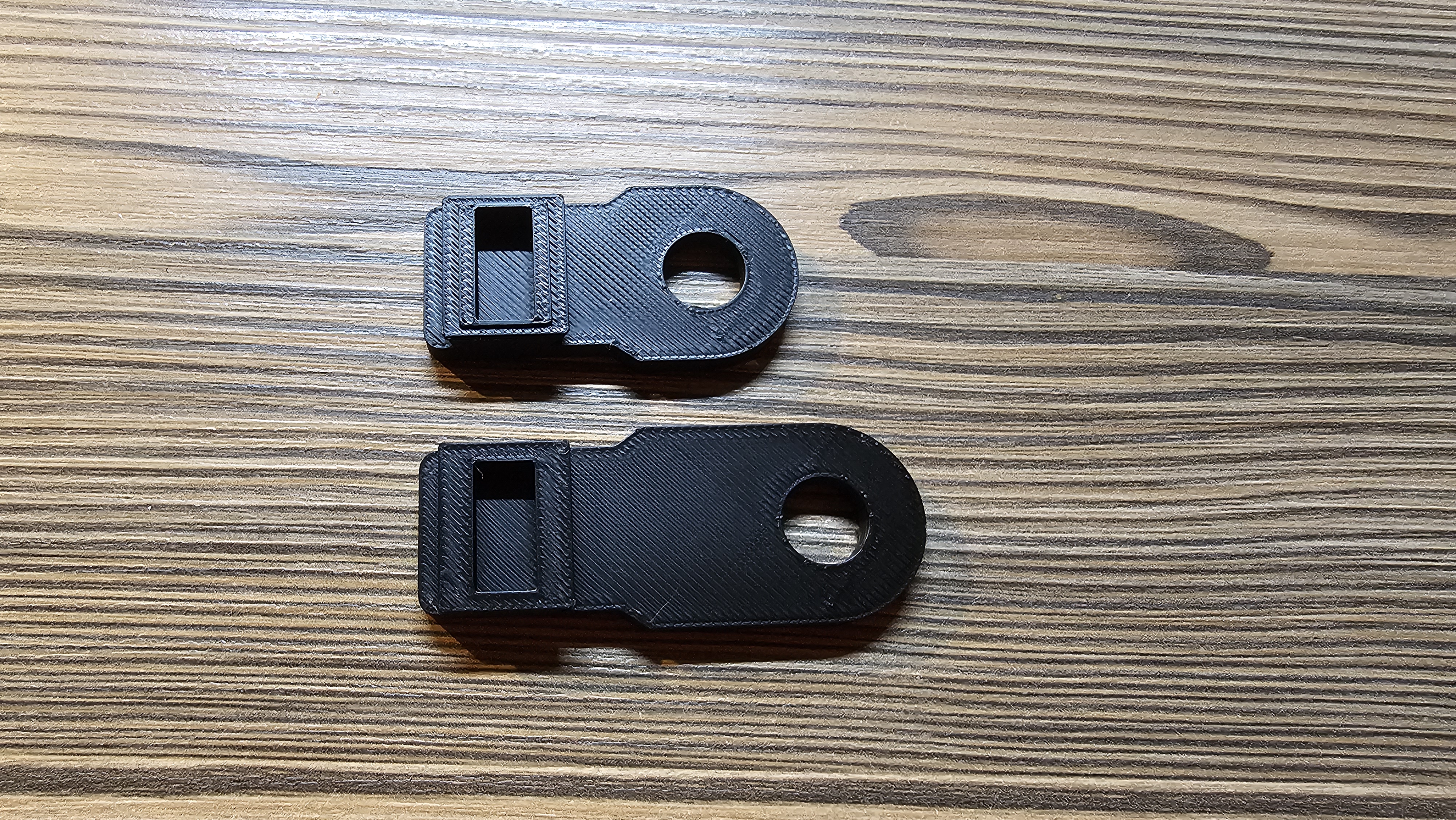 Hirisi swinger holder