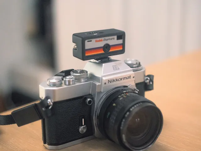 Kodak Charmera Hotshoe Mount