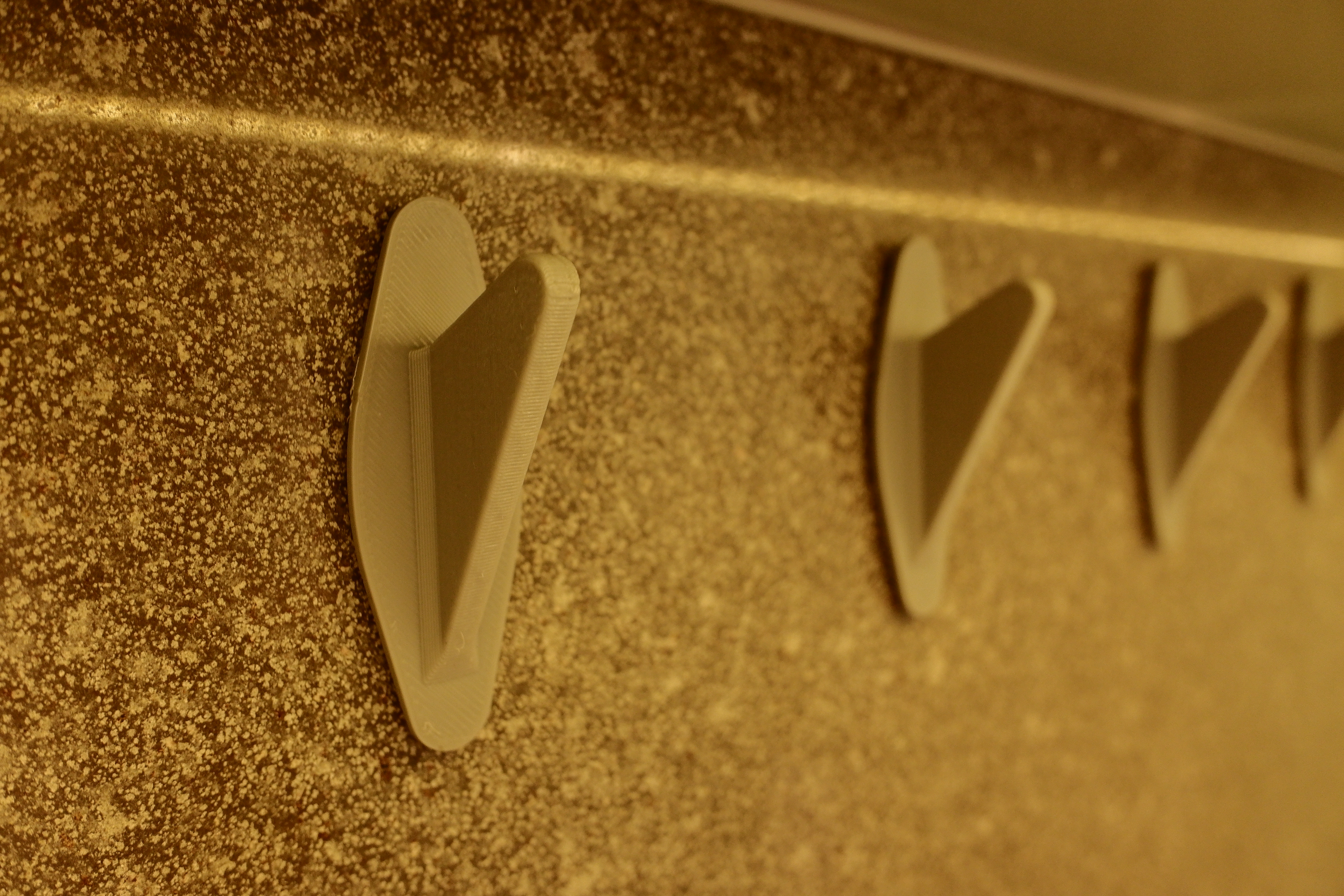 Miniatura 2 do modelo 3D Hook for Kitchen Utensils