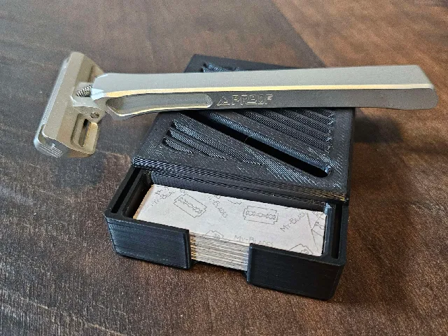 Proof Razor Blade Storage & Disposal Box