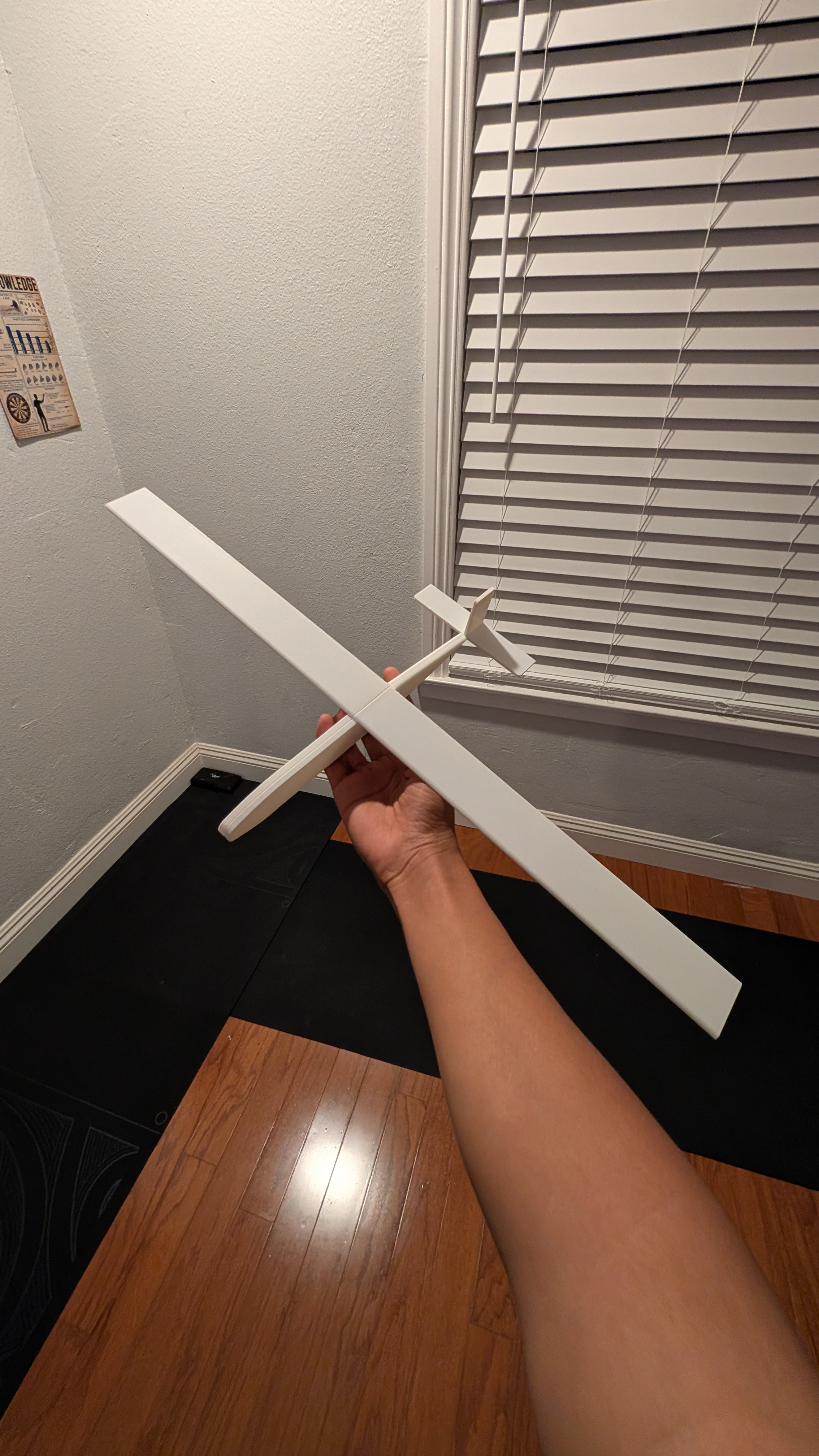 Simple Hand-Launch Glider V2 – 600 mm Span | Ultra-Light, Optimized CG