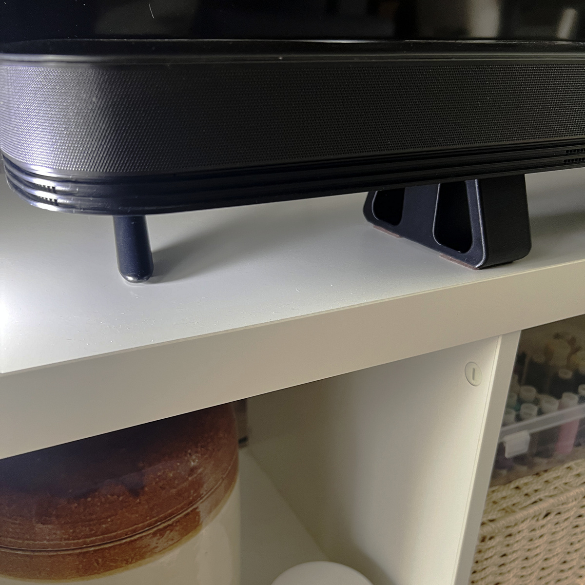 Soundbar stand