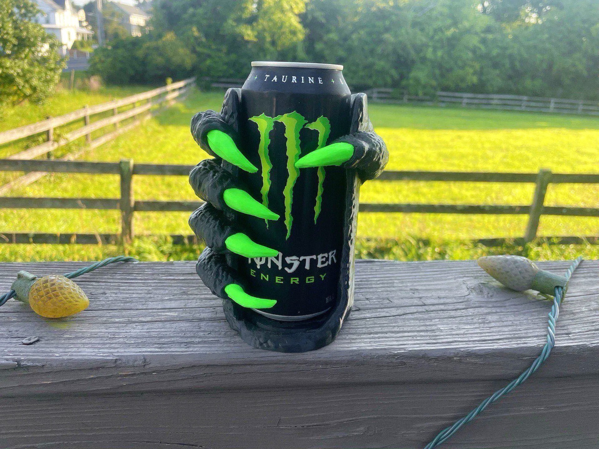 Customizable Monster Font Cup - 473ml Can Holder — STL Grátis | 3DFinder