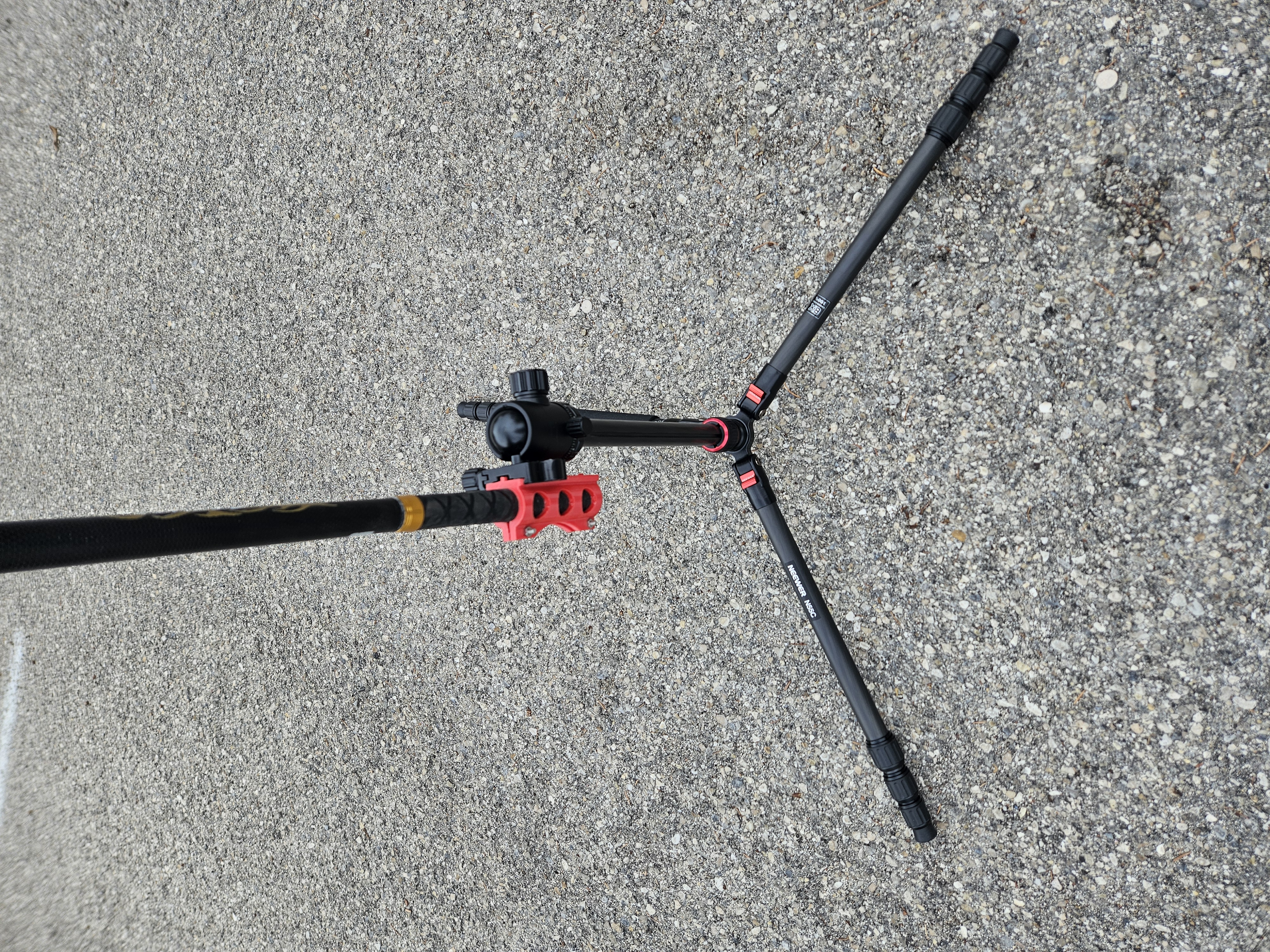 Amateur radio antenna tripod adapter