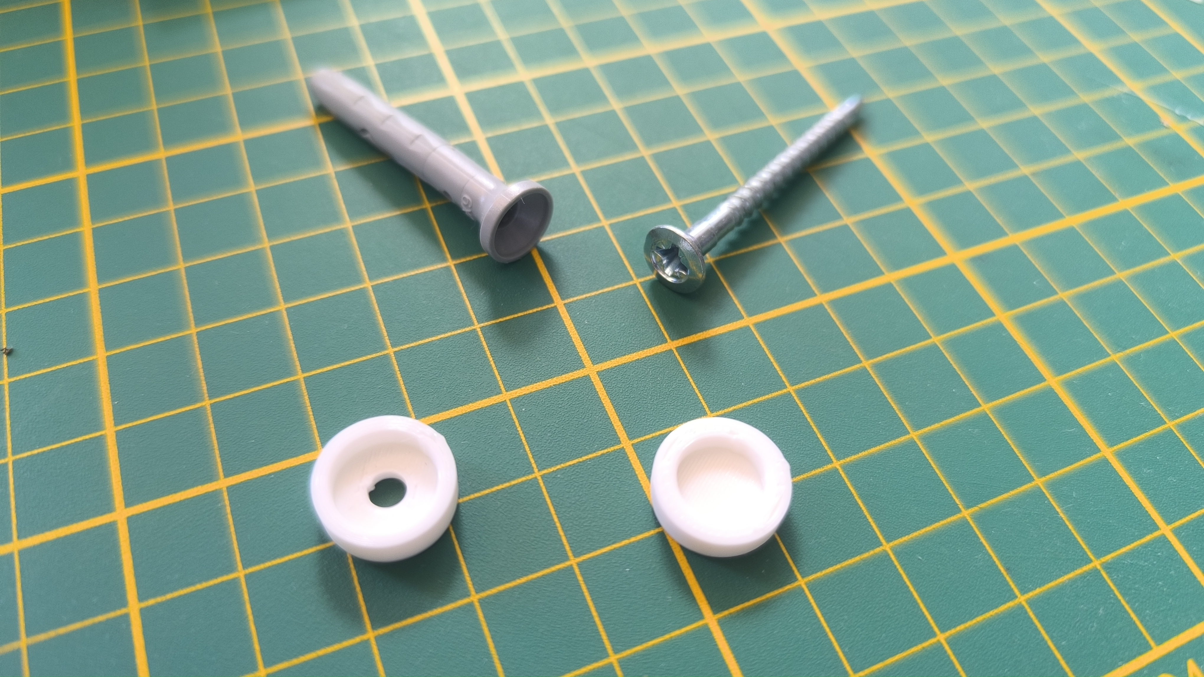 AdaptCap – Parametric Screw & Wall Plug Cover