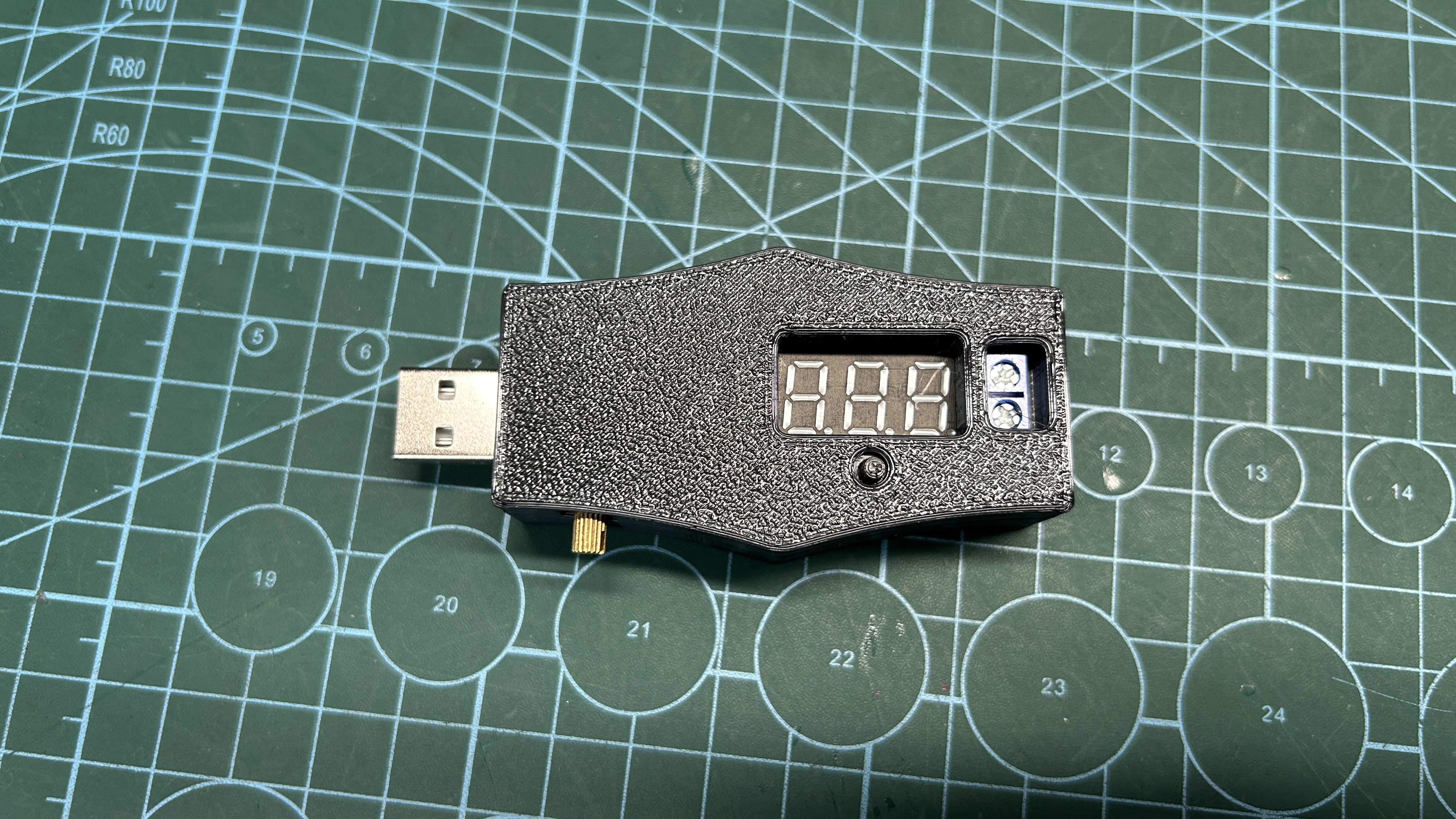 Miniatura 10 do modelo 3D USB Variable Power Supply Case