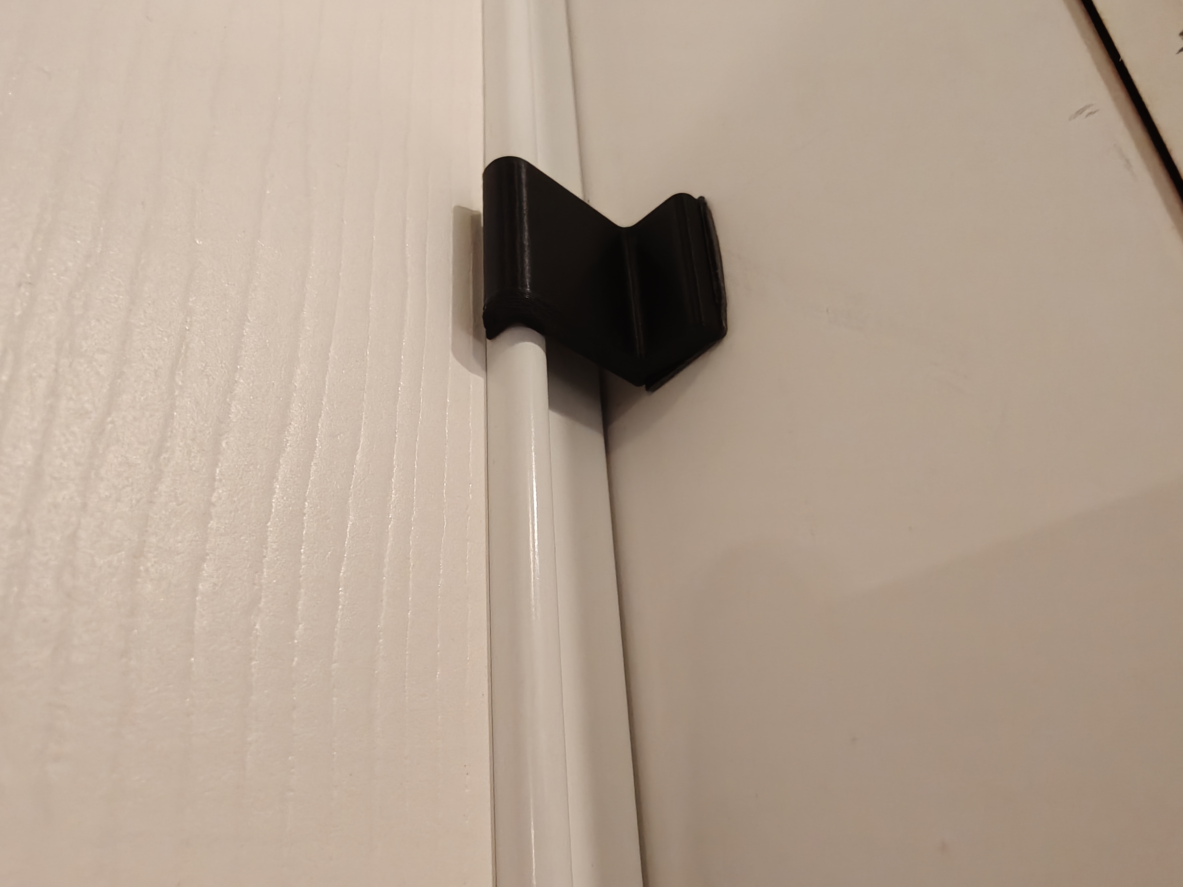 Sliding Closet Door Latch