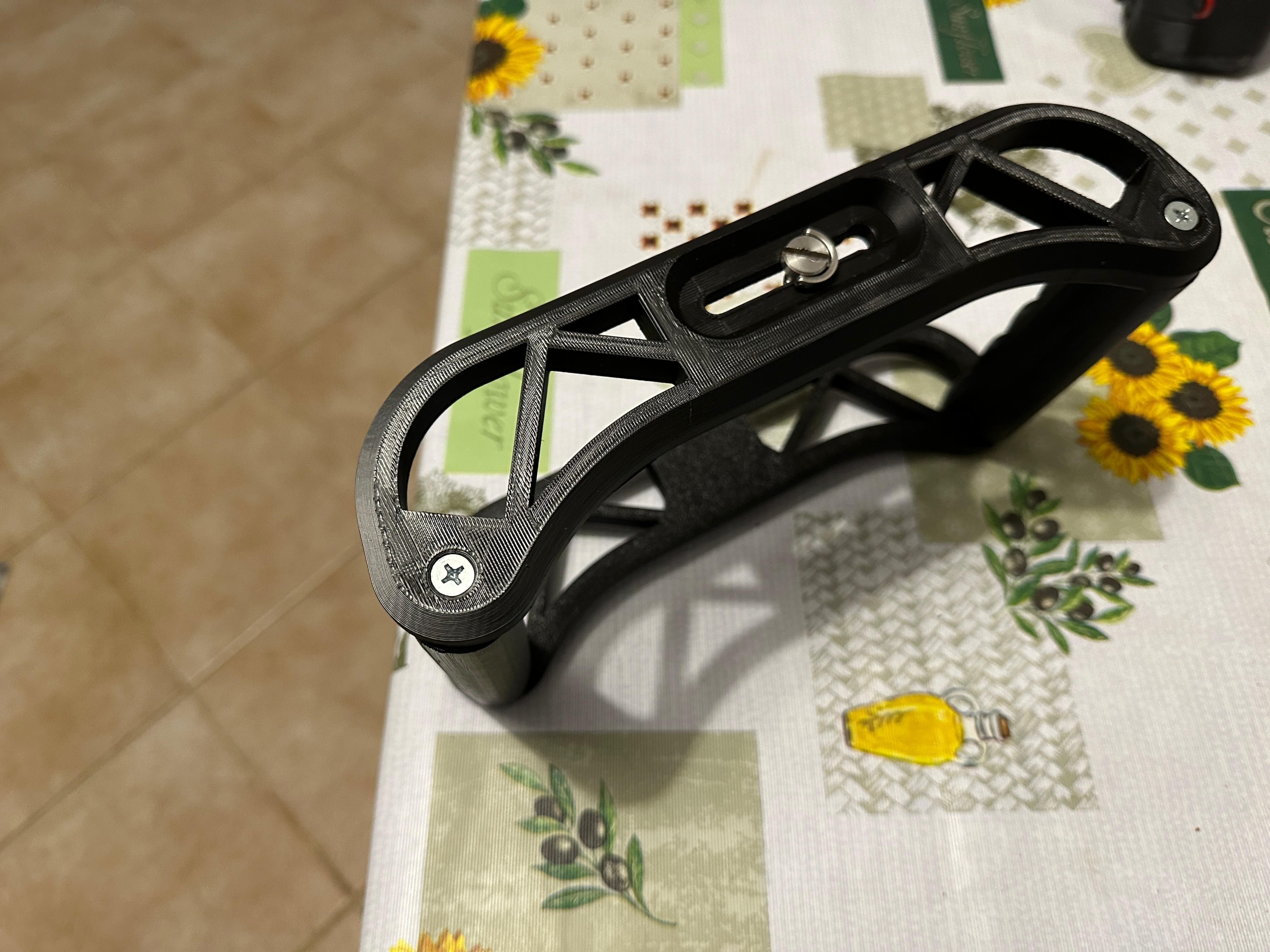 Miniatura 6 do modelo 3D DSLR Camera Cage