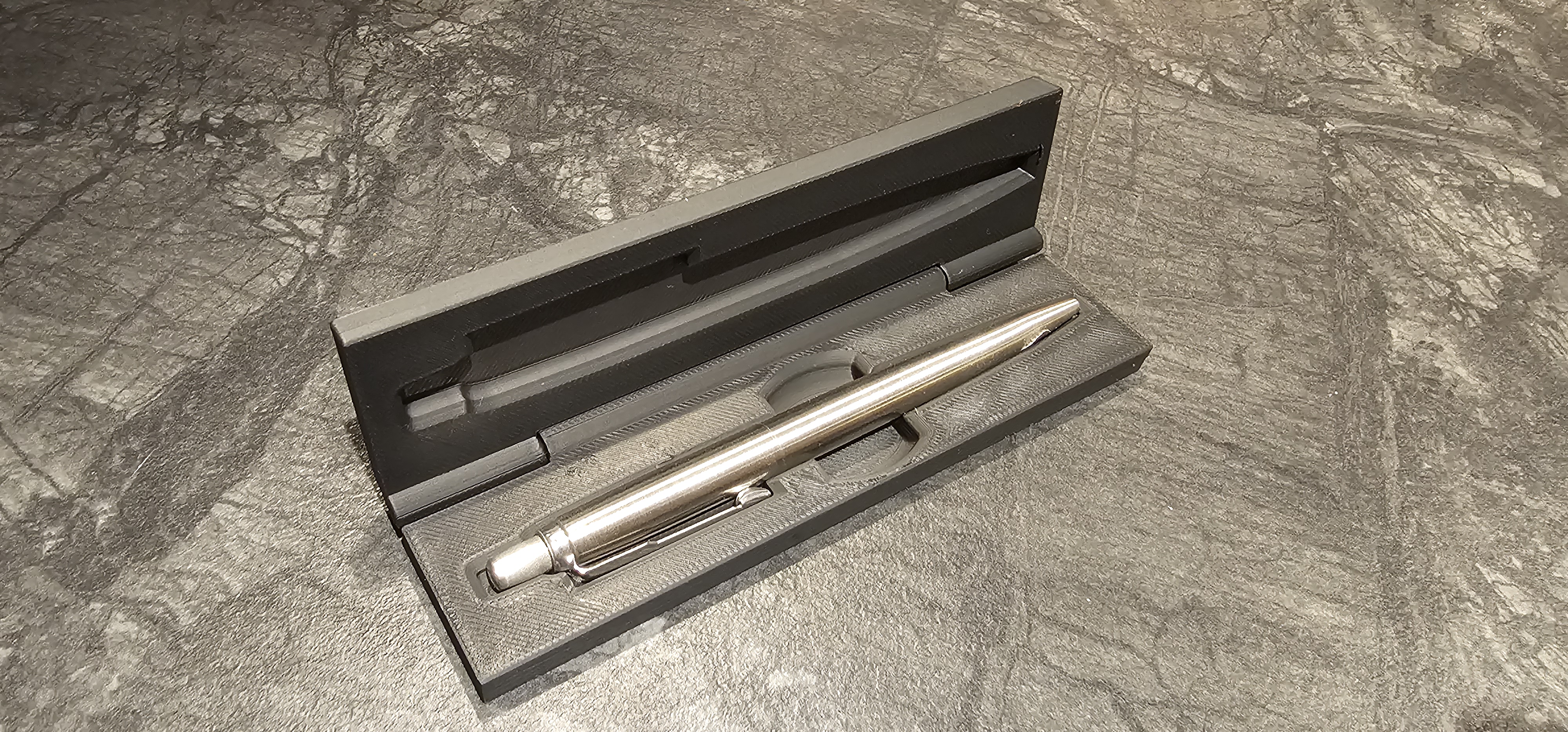 Parker Jotter Print-in-Place Pen Case – No Assembly One-Piece Design with integrated magnets