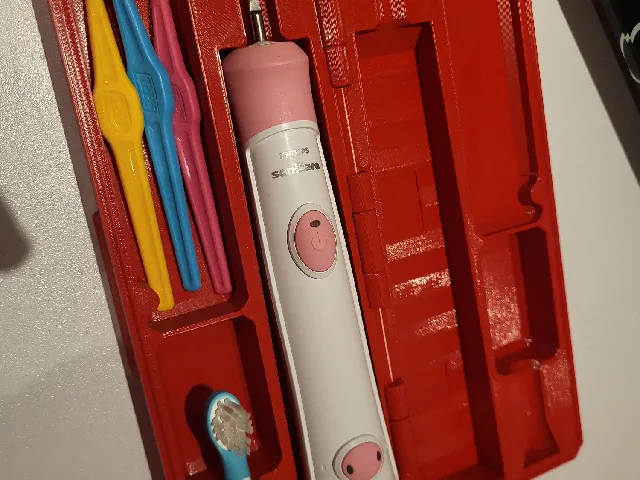 Philips Sonicare For Kids case with magnetic closure