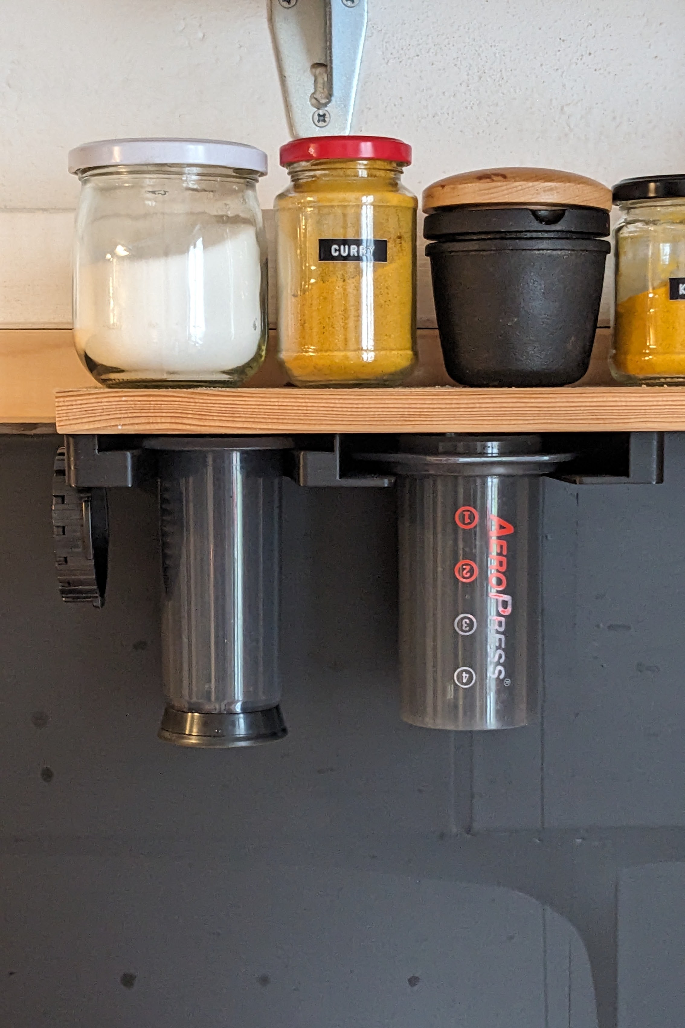 Aero Press Shelf Storage