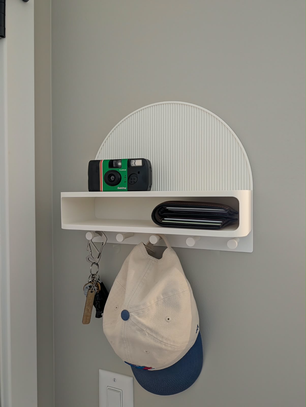 Key Hook Hanger with Shelf
