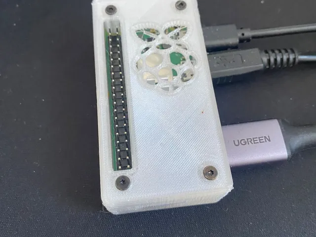 Rasberry pi zero case