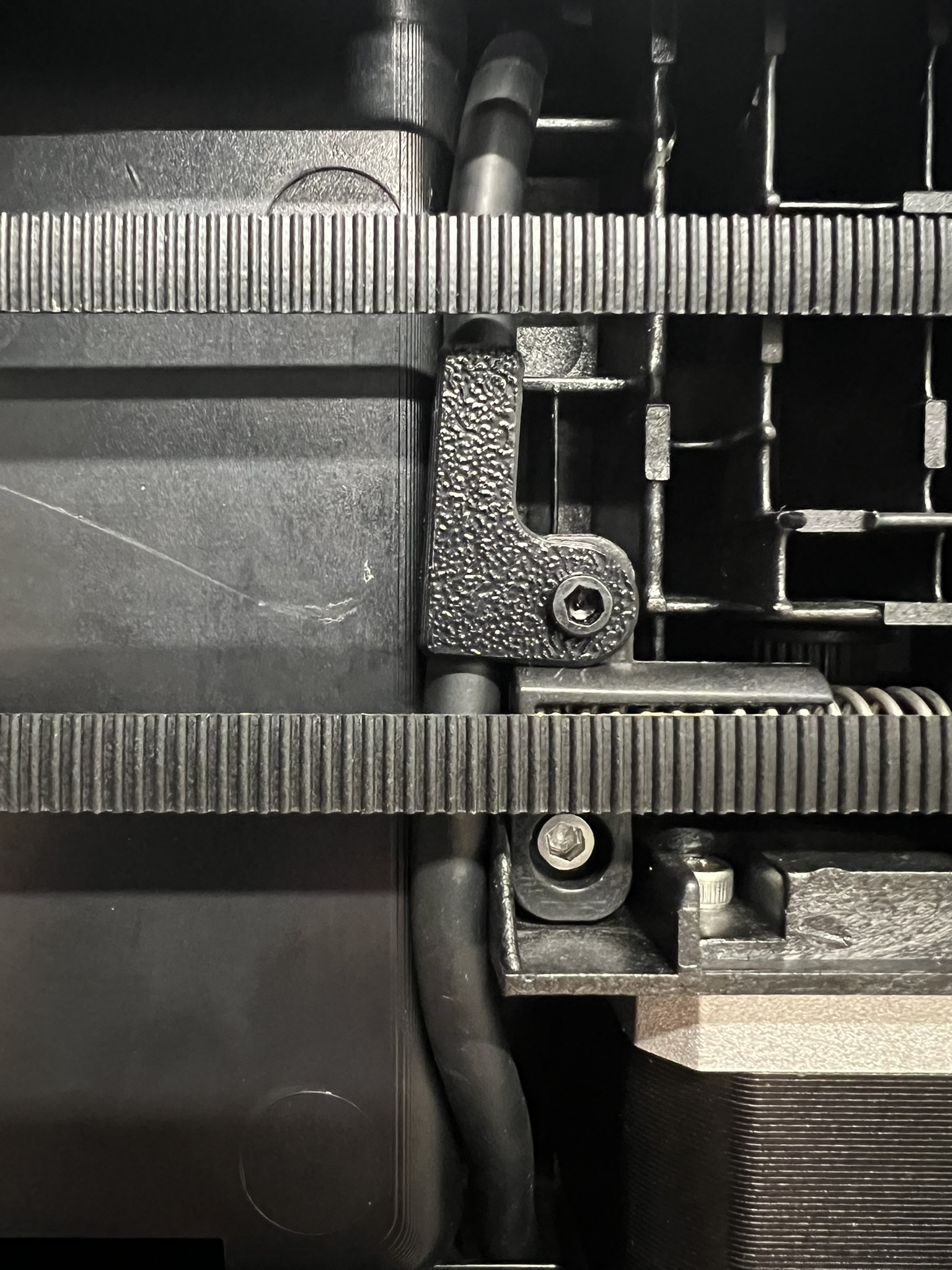 Qidi Q2 Toolhead Cable Secure Clip Due to Manufacturer's Machine Assembling Faulty