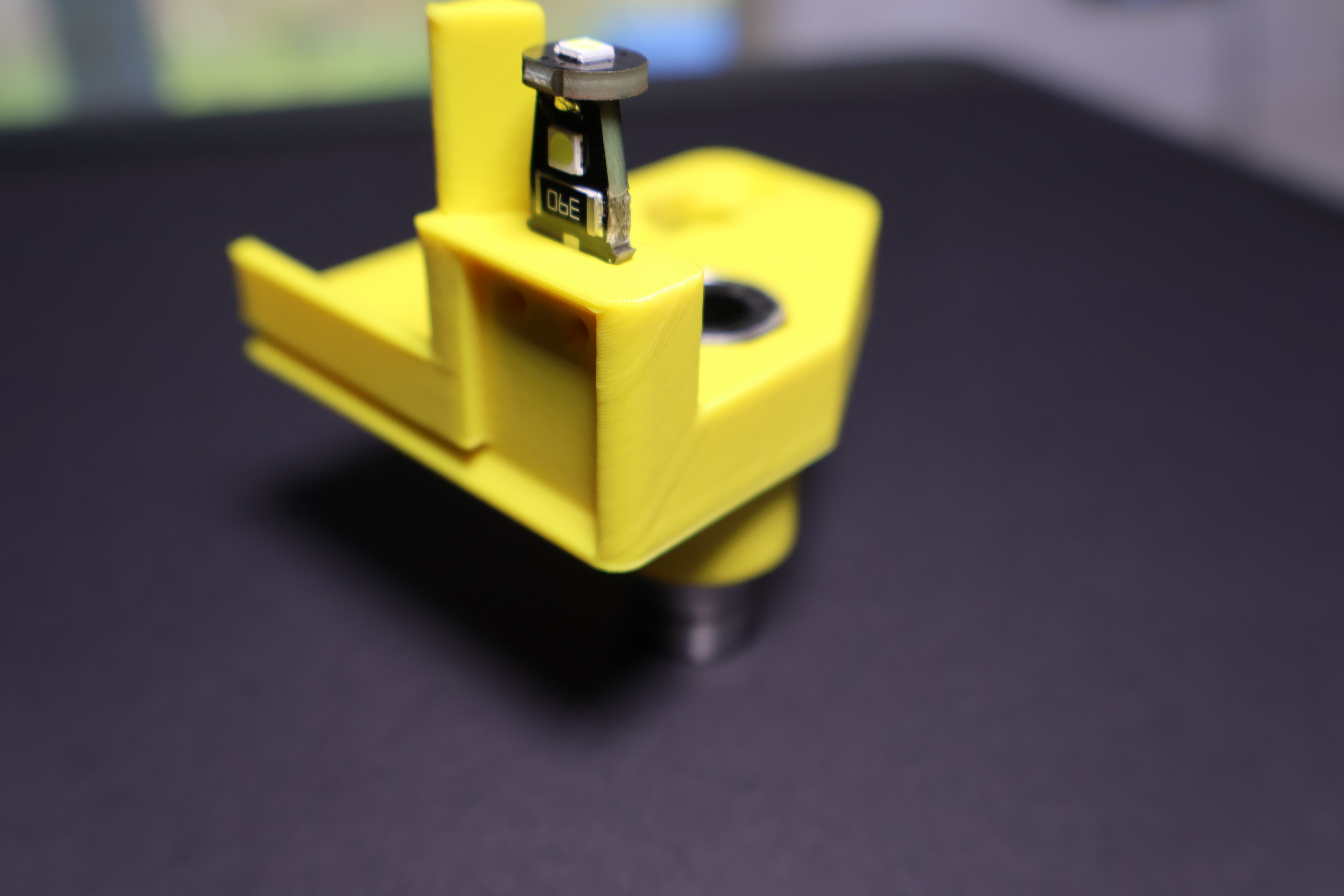Elegoo Centauri Carbon Left Bed Support v1 (Also see v2) — miniatura 5