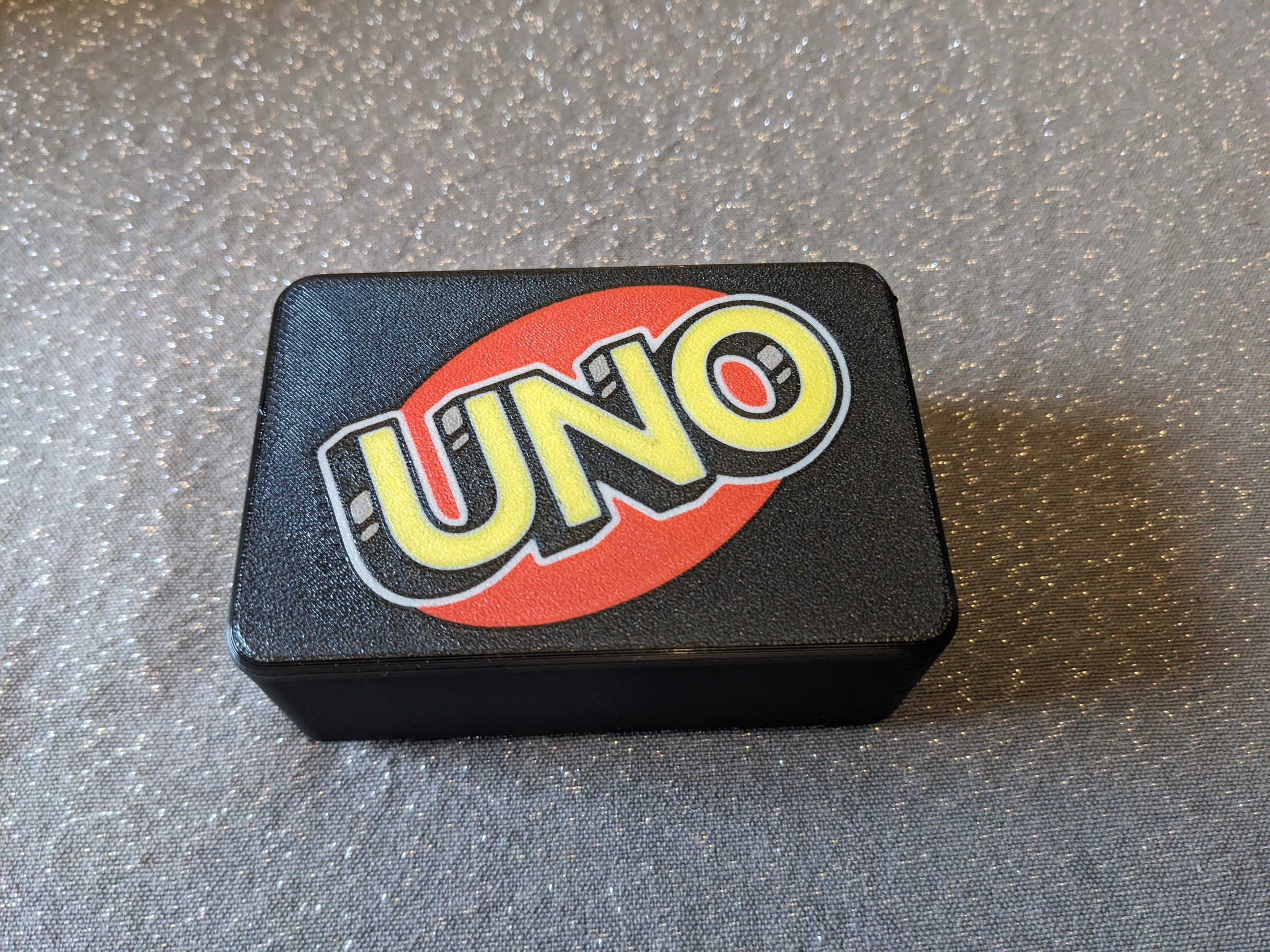 Uno card game box