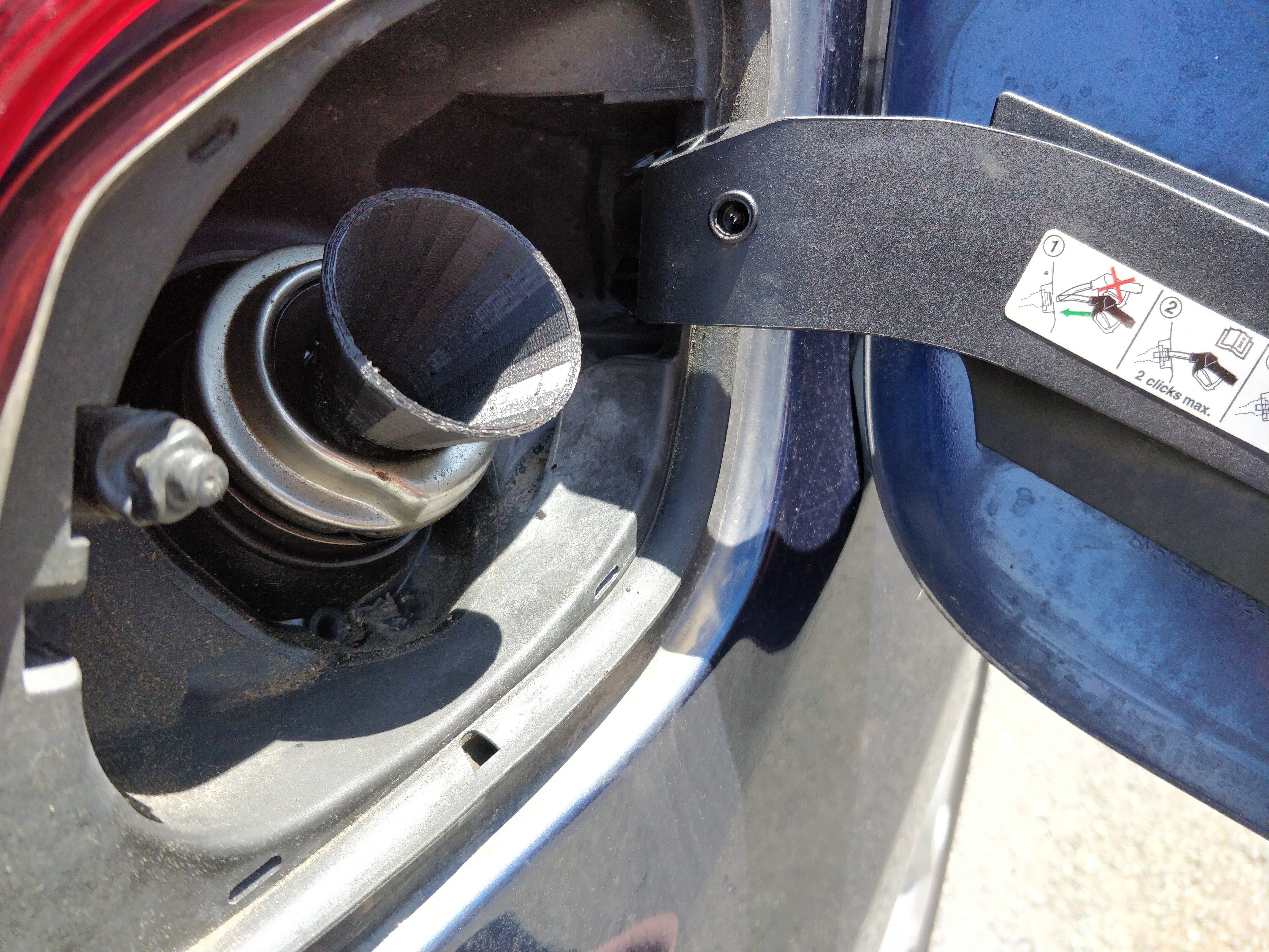 GASOLINE ADDITIVE TANK ADAPTER FOR FORD FOCUS 3 TREND (HATCHBACK) 2011 (EU/FR)