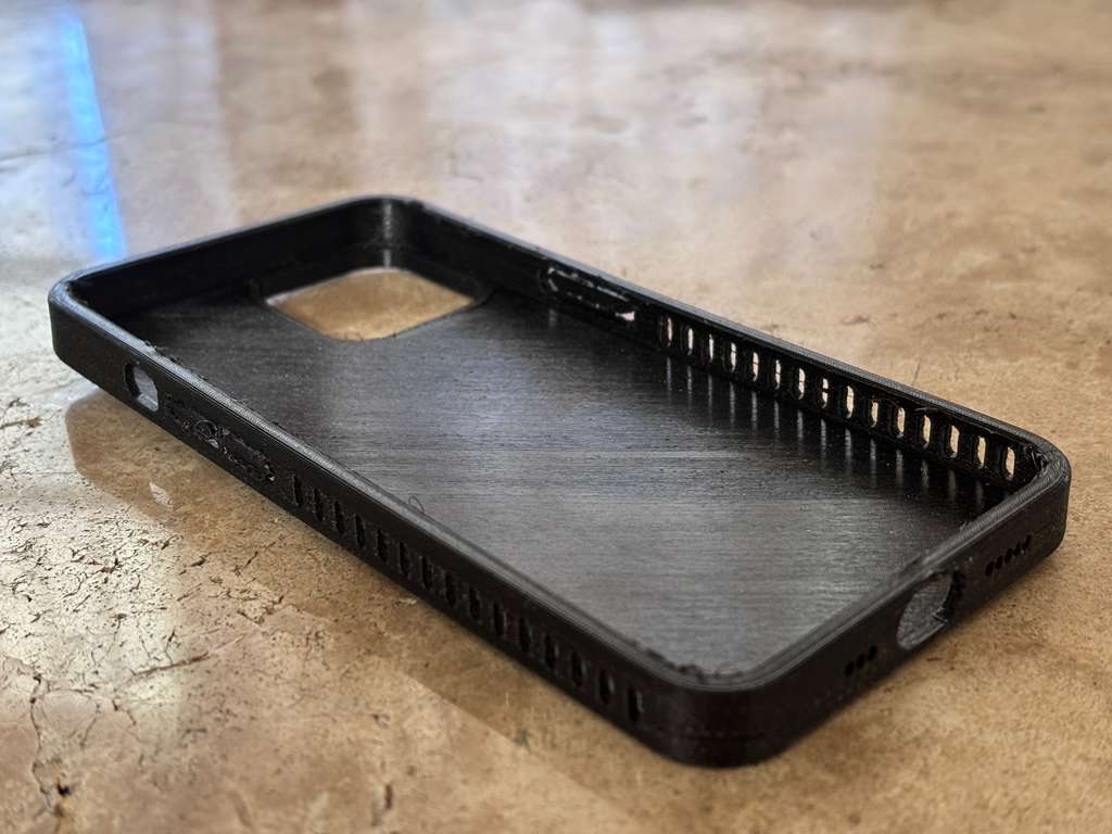 Miniatura 2 do modelo 3D iPhone 15 Case