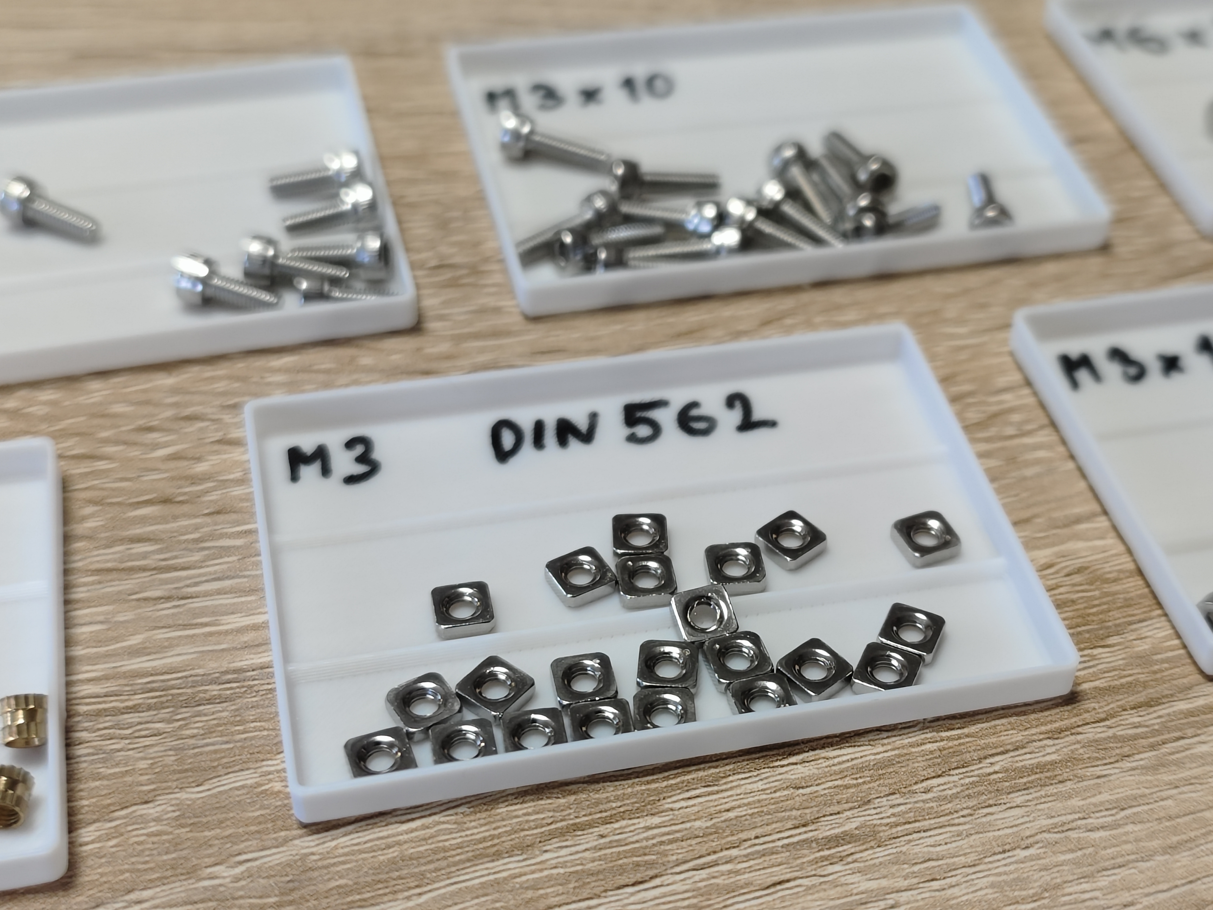 Minimalist Sorting Tray