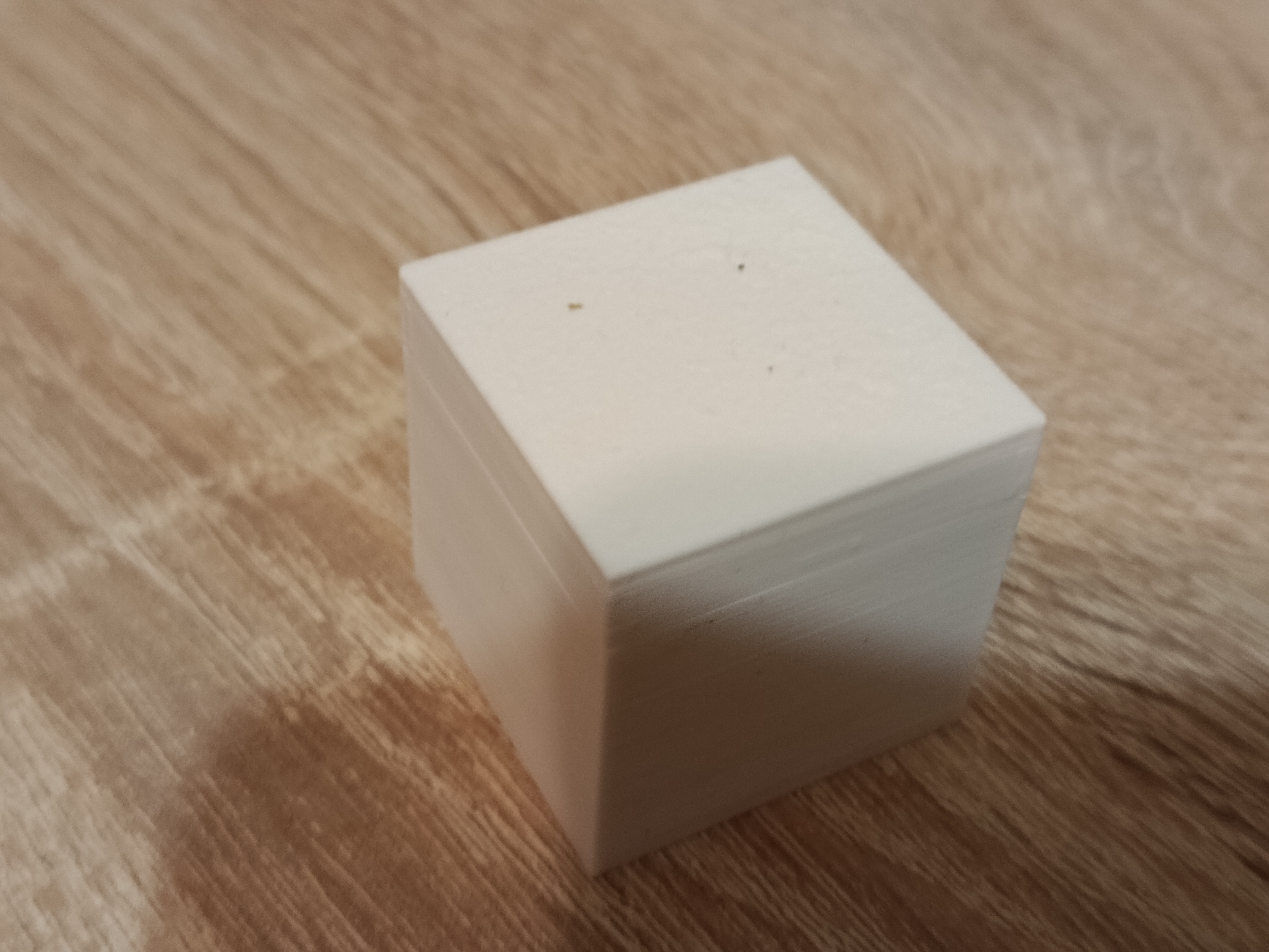 Simple snap-fit lid box 3cm x 3cm x 3cm — STL Grátis | 3DFinder