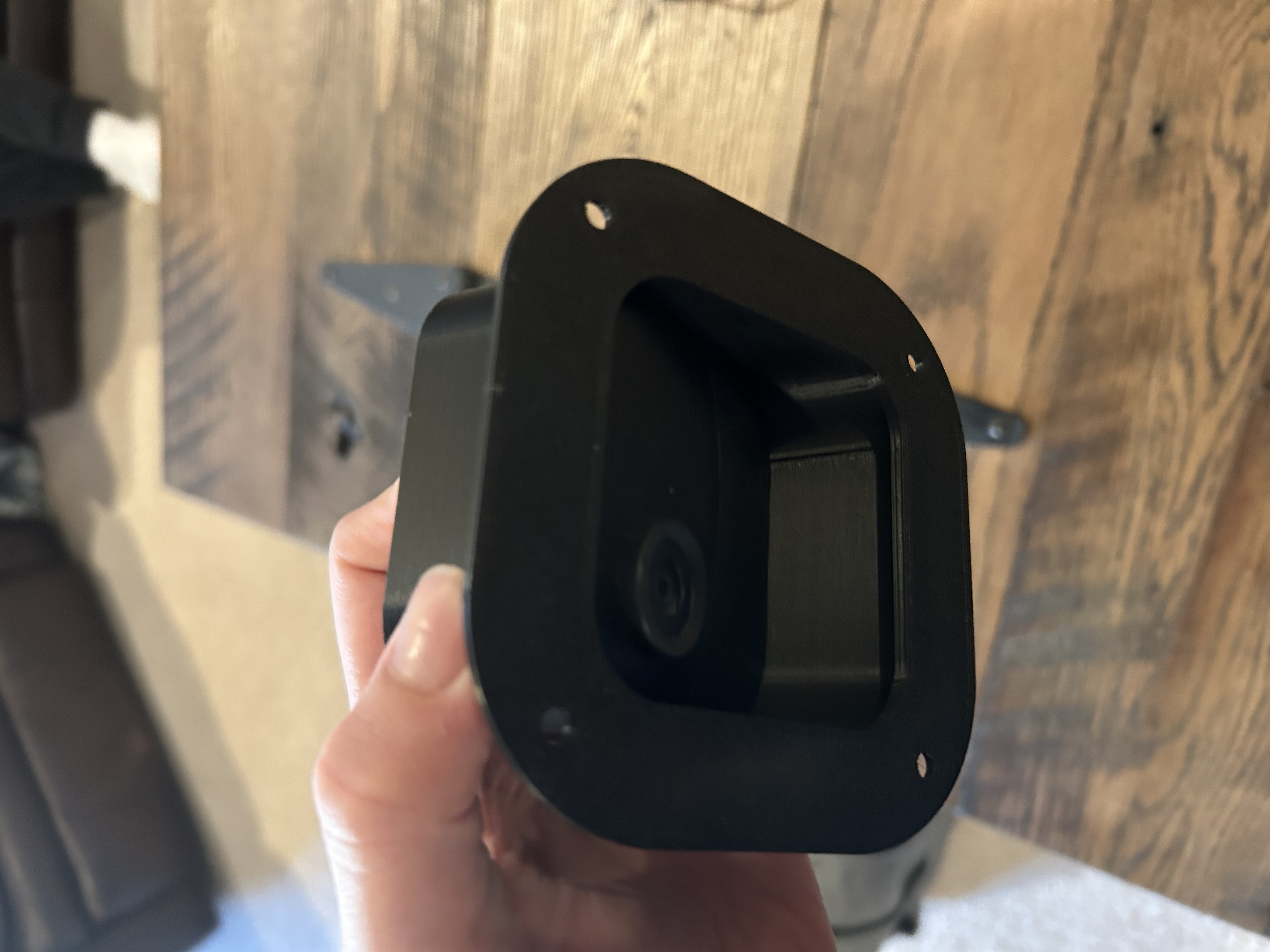 Miniatura 2 do modelo 3D Angled Blink camera window mount