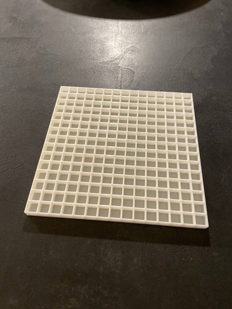 Tiny screw sorting tray / Schraubensortierung