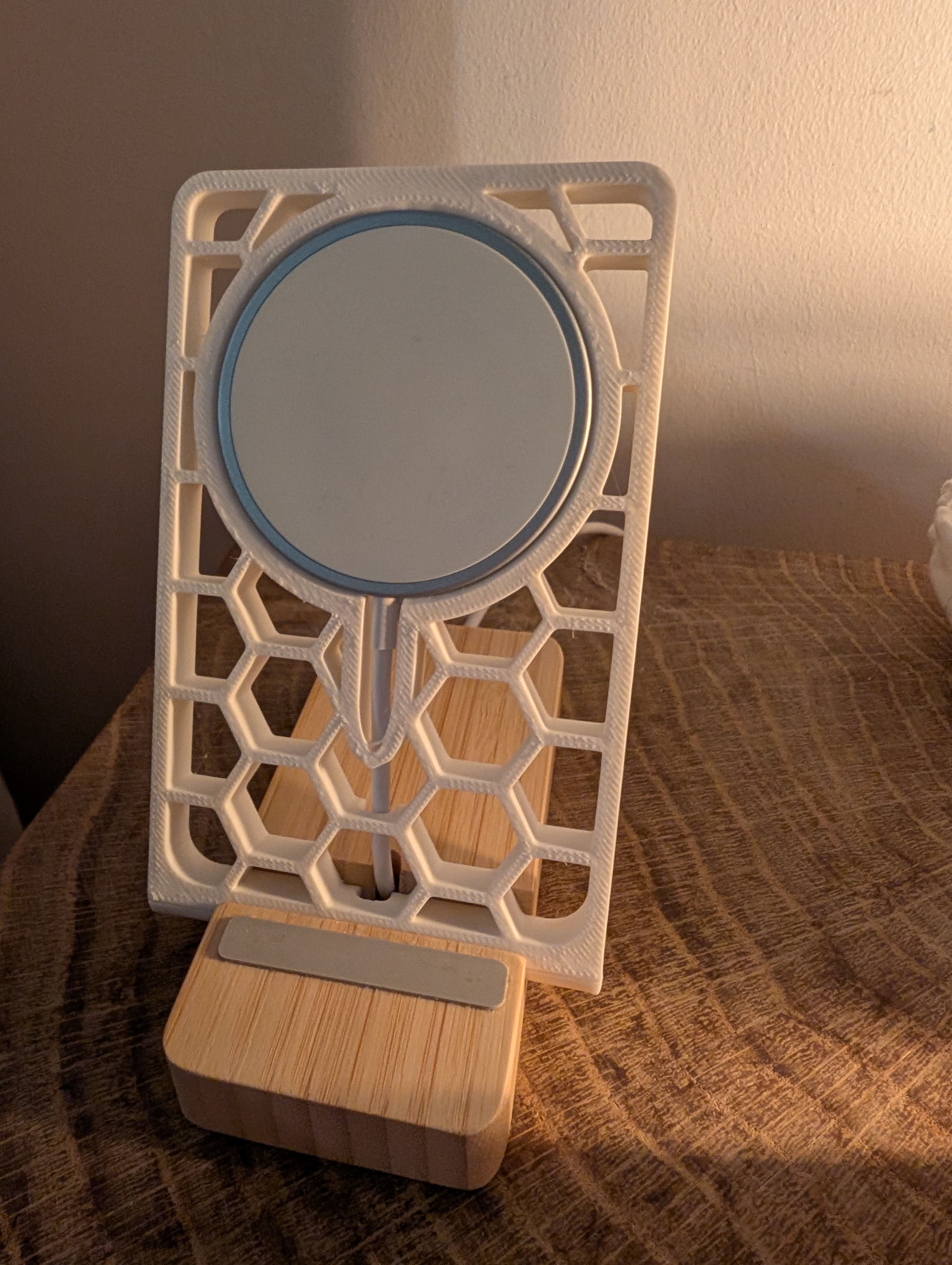 Ikea Nordmarke wireless to pixelsnap charger stand adapter