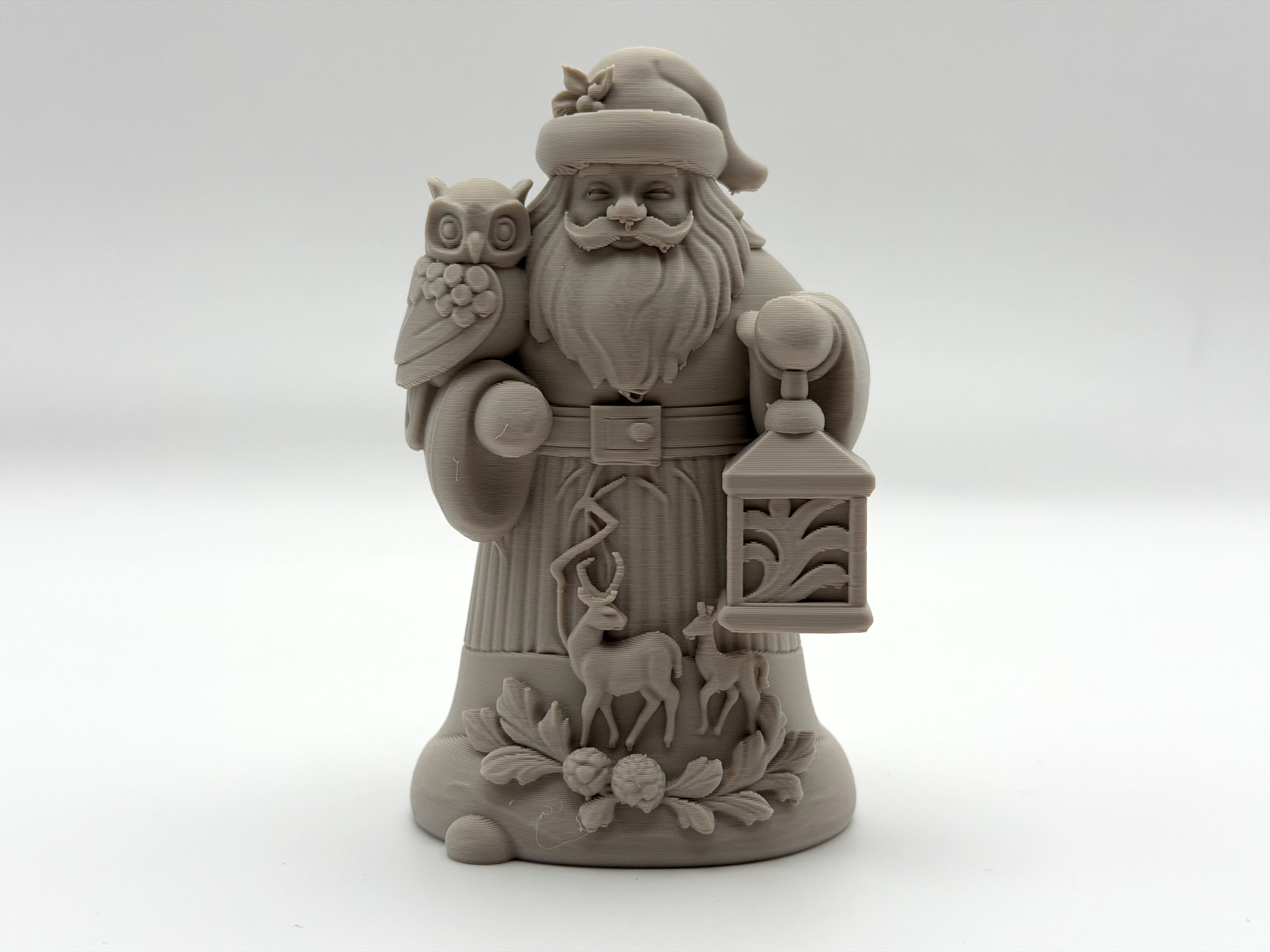 Saint Nicolas Figure