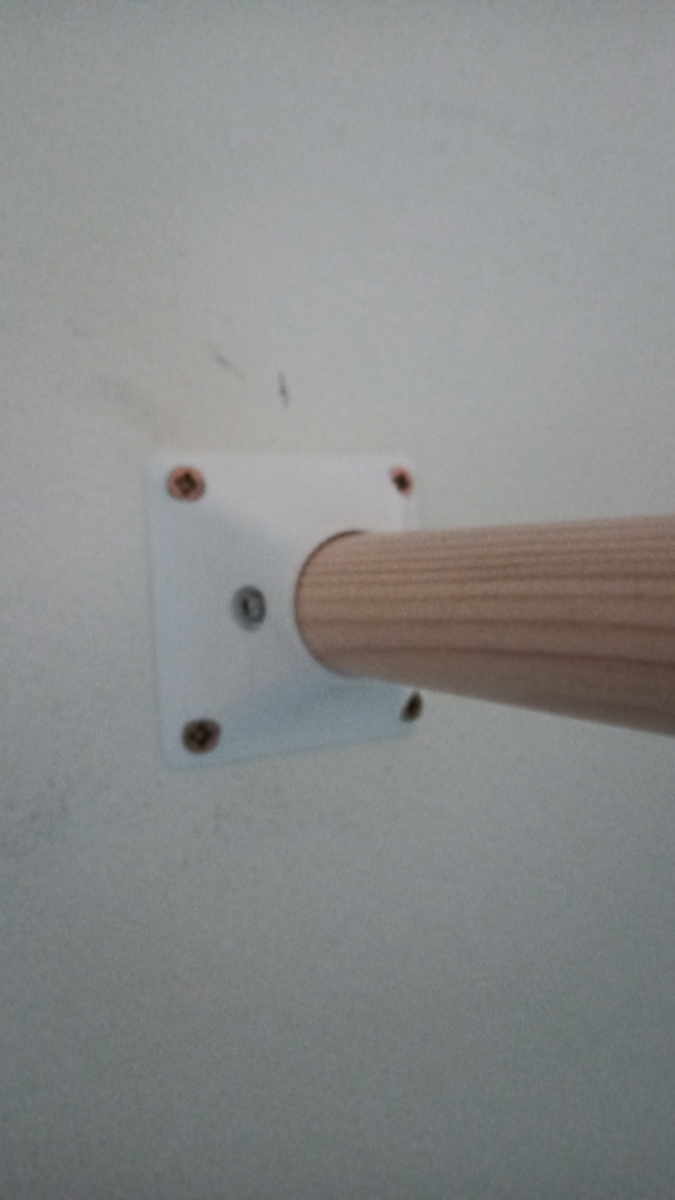 Towel hanger