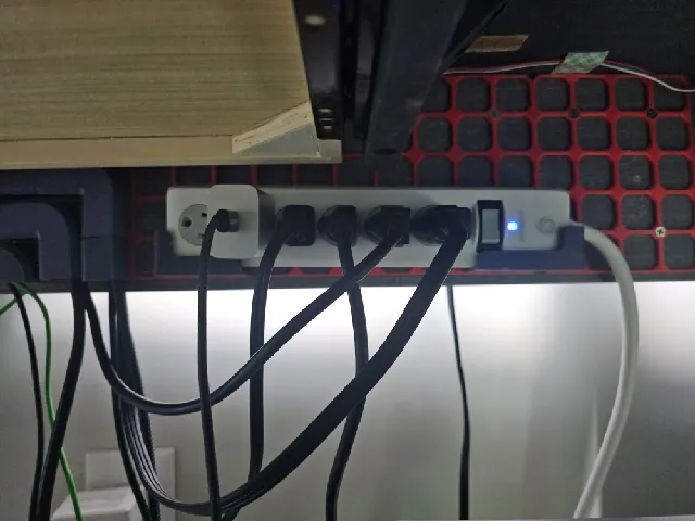 GE Powerstrip Holder, openGrid Compatible