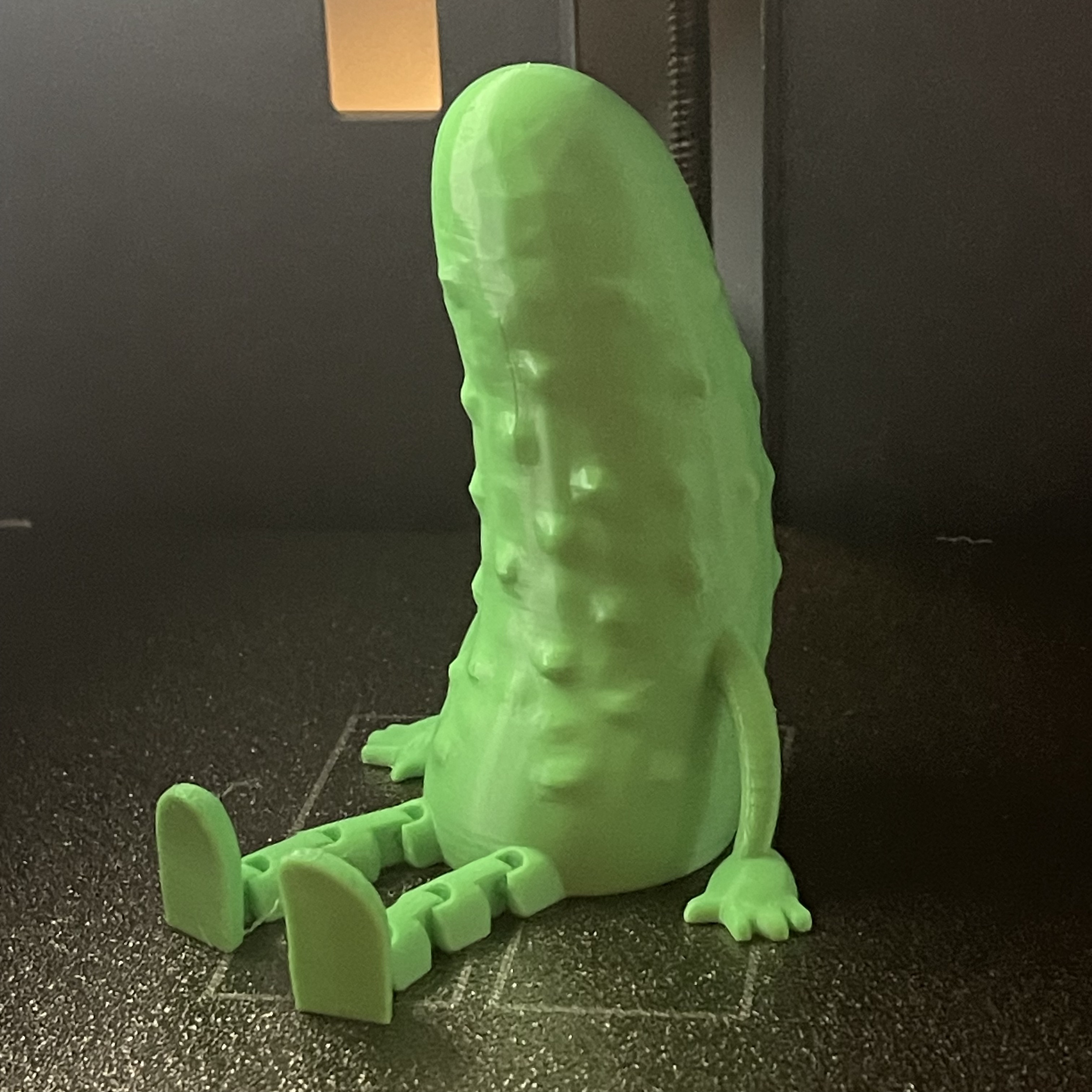 Friendly articulated pickle