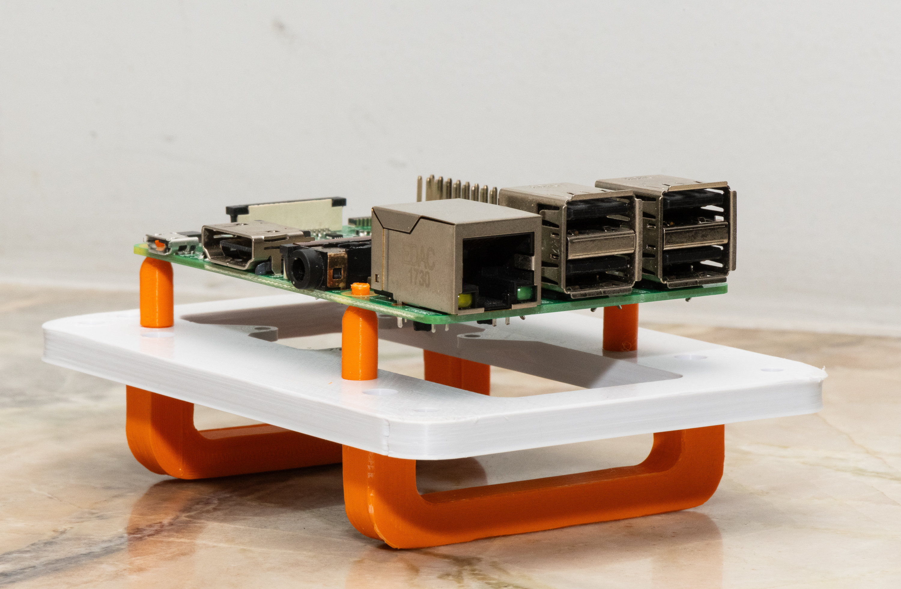 Miniatura 2 do modelo 3D Raspberry Pi MOBSS - Modular Open Benchtable Stackable System