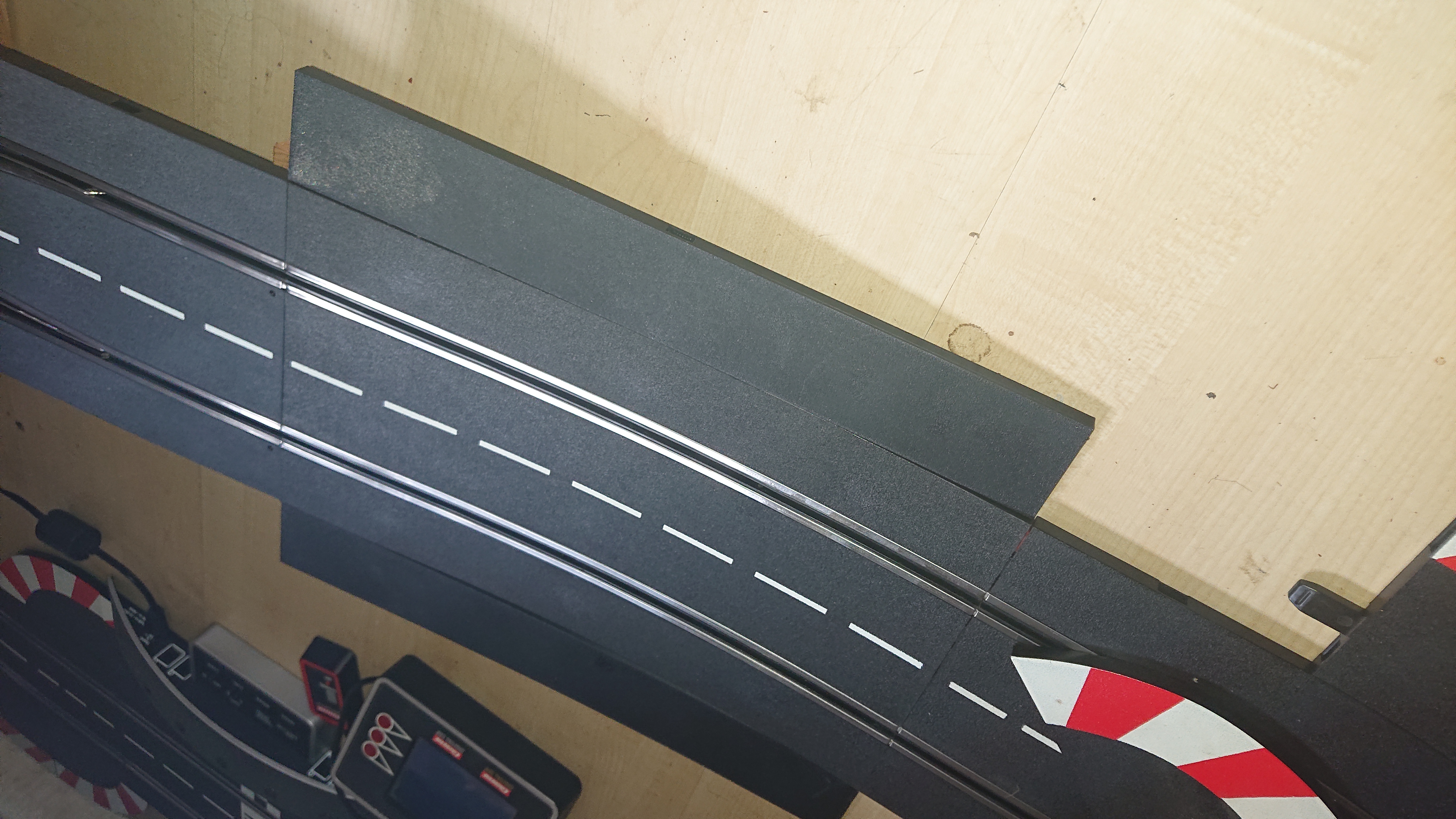CARRERA D132 - Randstreifen für Überfahrt