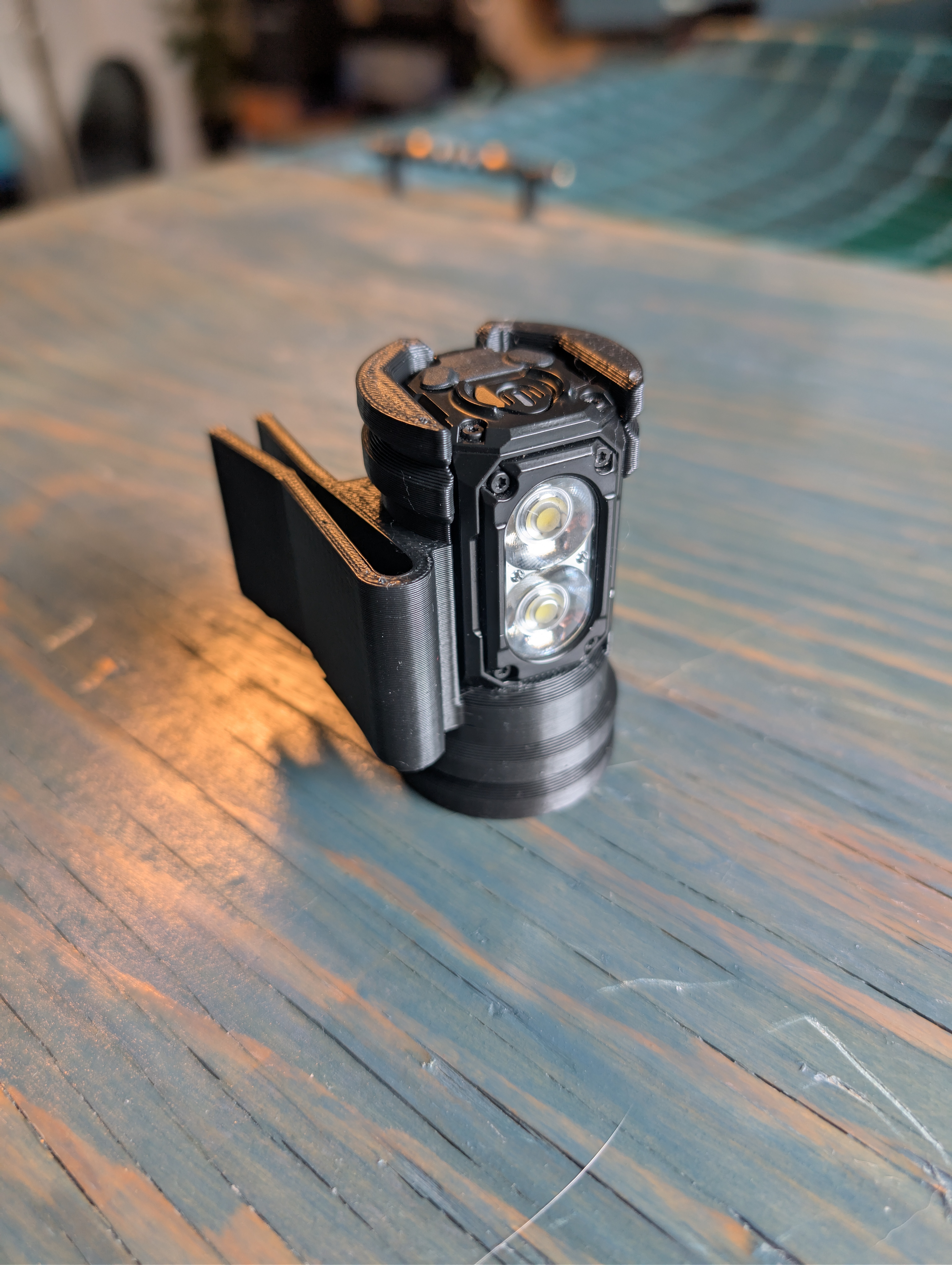 Wuben E7 Hat Clip V2