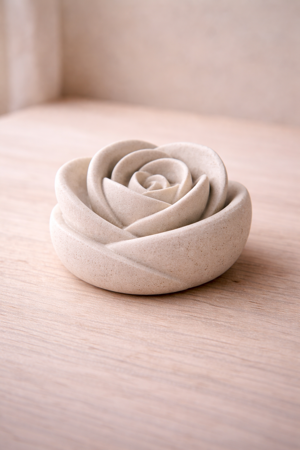 japandi rose — thumbnail 2