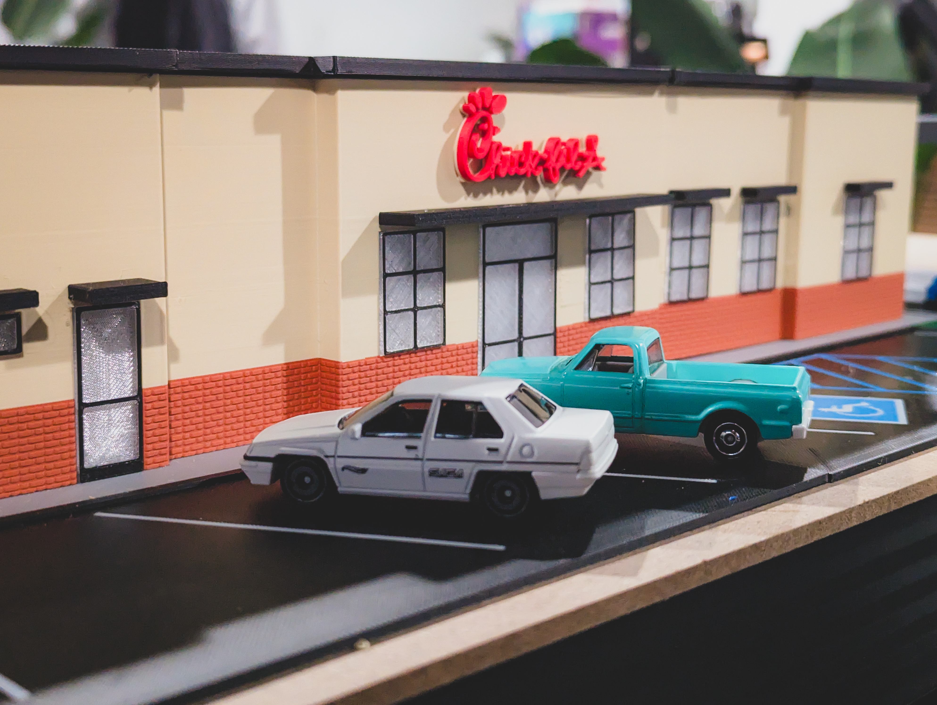 Chick-fil-A Model Set - 1:64 Scale Diorama — thumbnail 13
