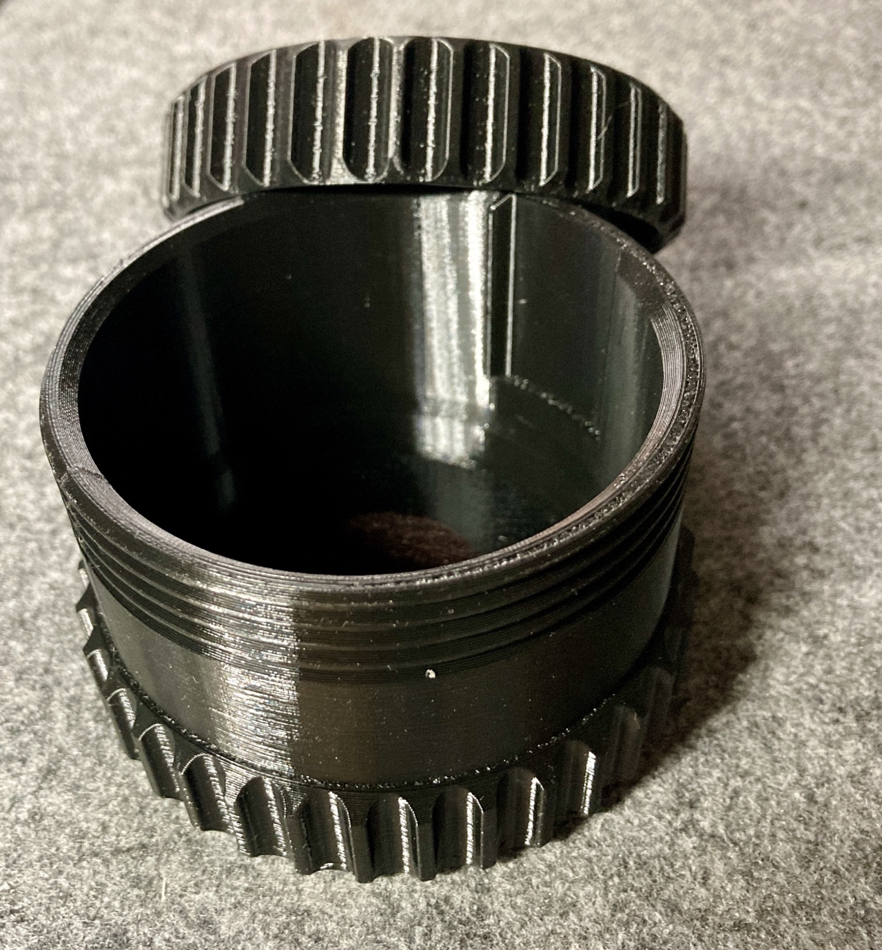 Stabiele Box mit Schraubdeckel - Durchmesser 36,5mm