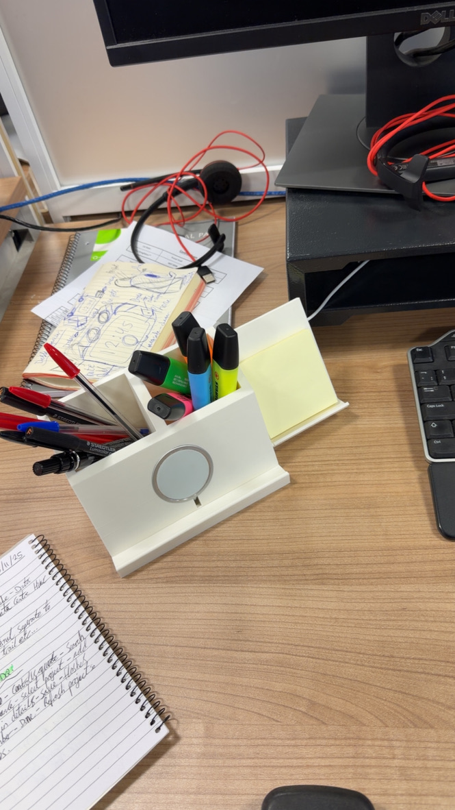 IPhone StandBy Magsafe Dock Penpot