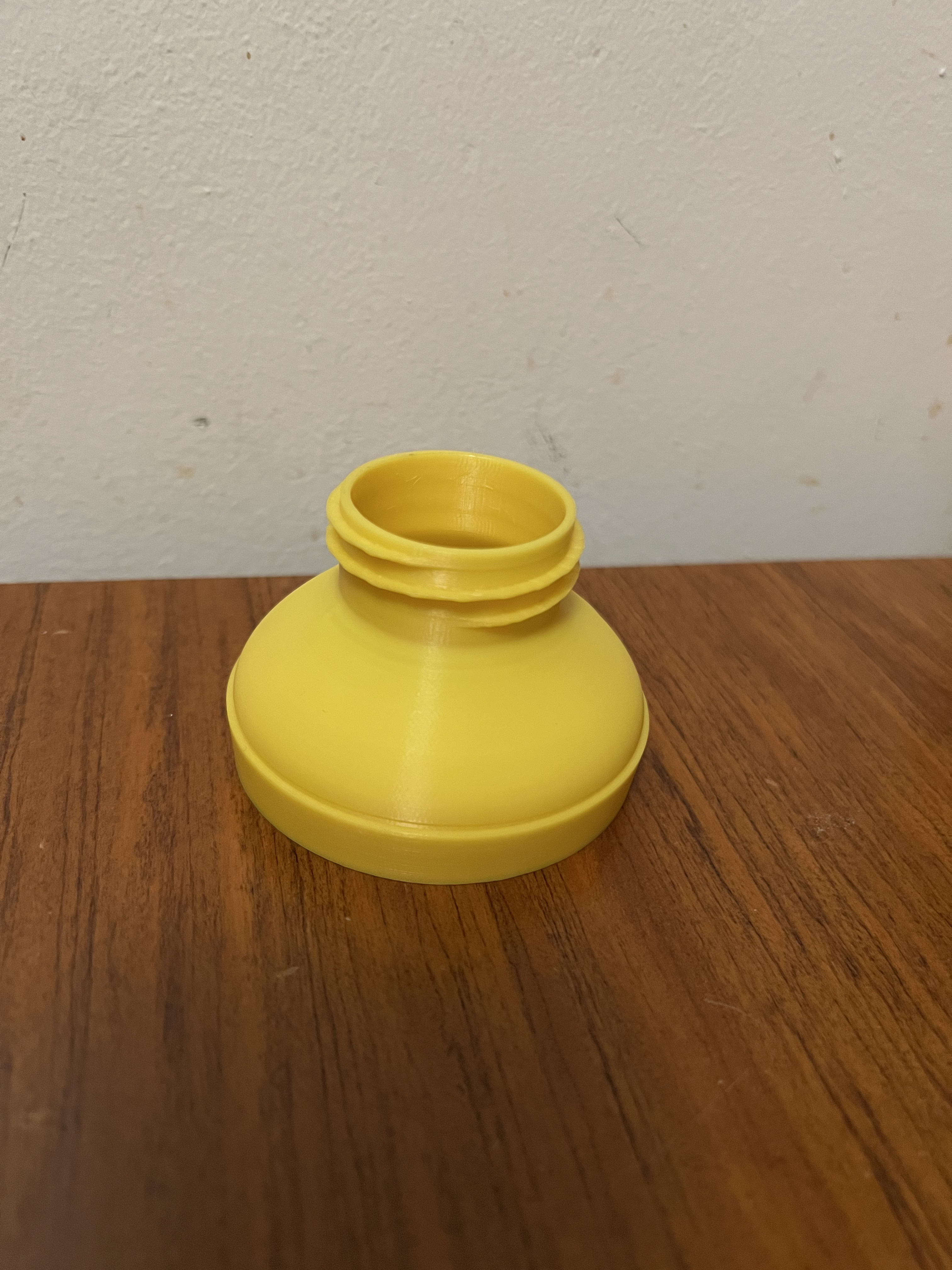 Phillips Avent bottle to Medela adapter