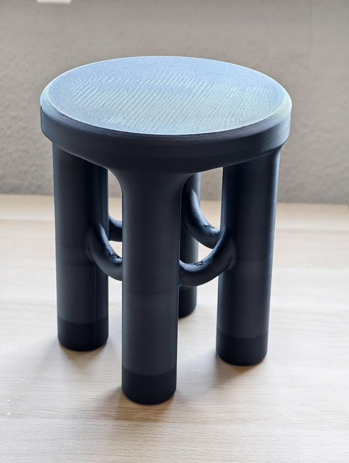 Miniatura 2 do modelo 3D Stool
