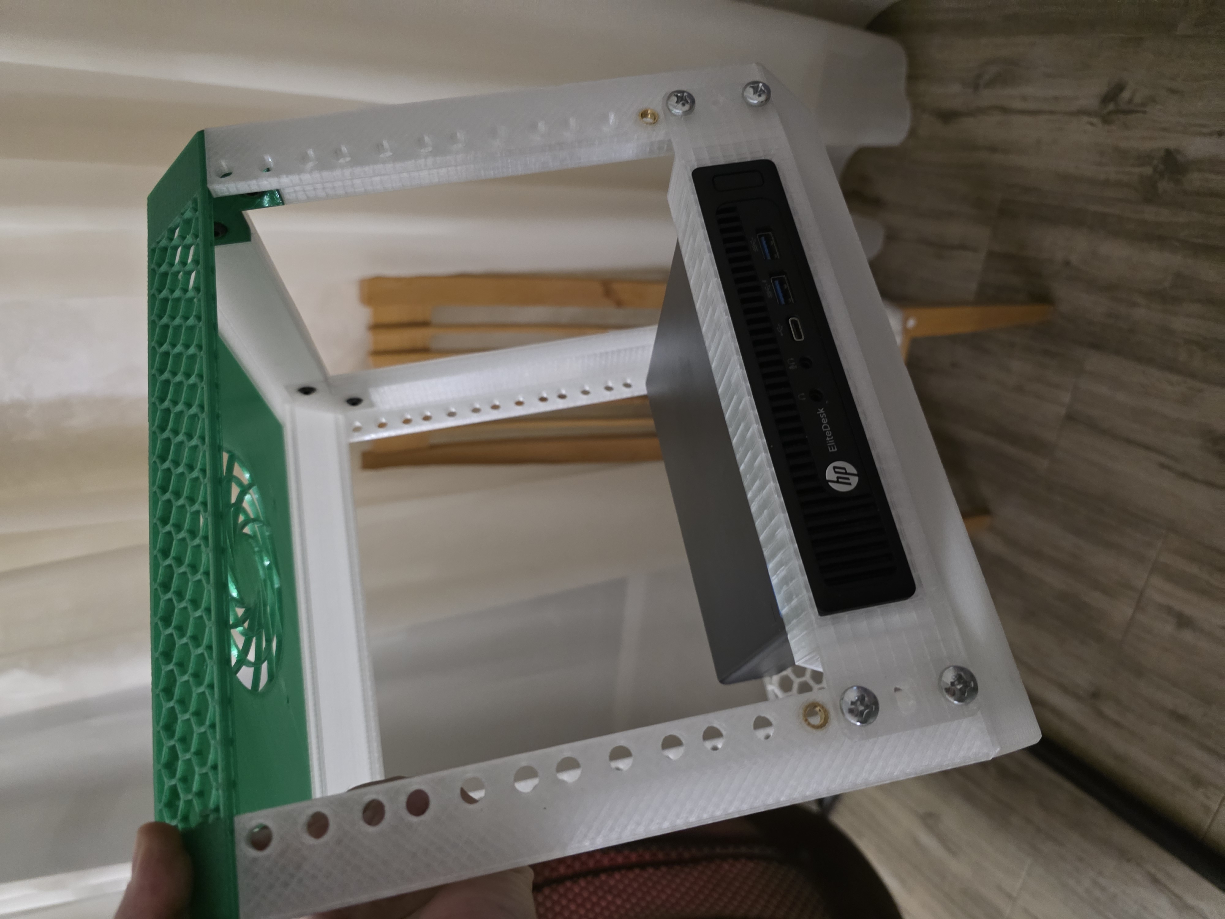 Optimized 1U 10" rack shelf for HP EliteDesk G3
