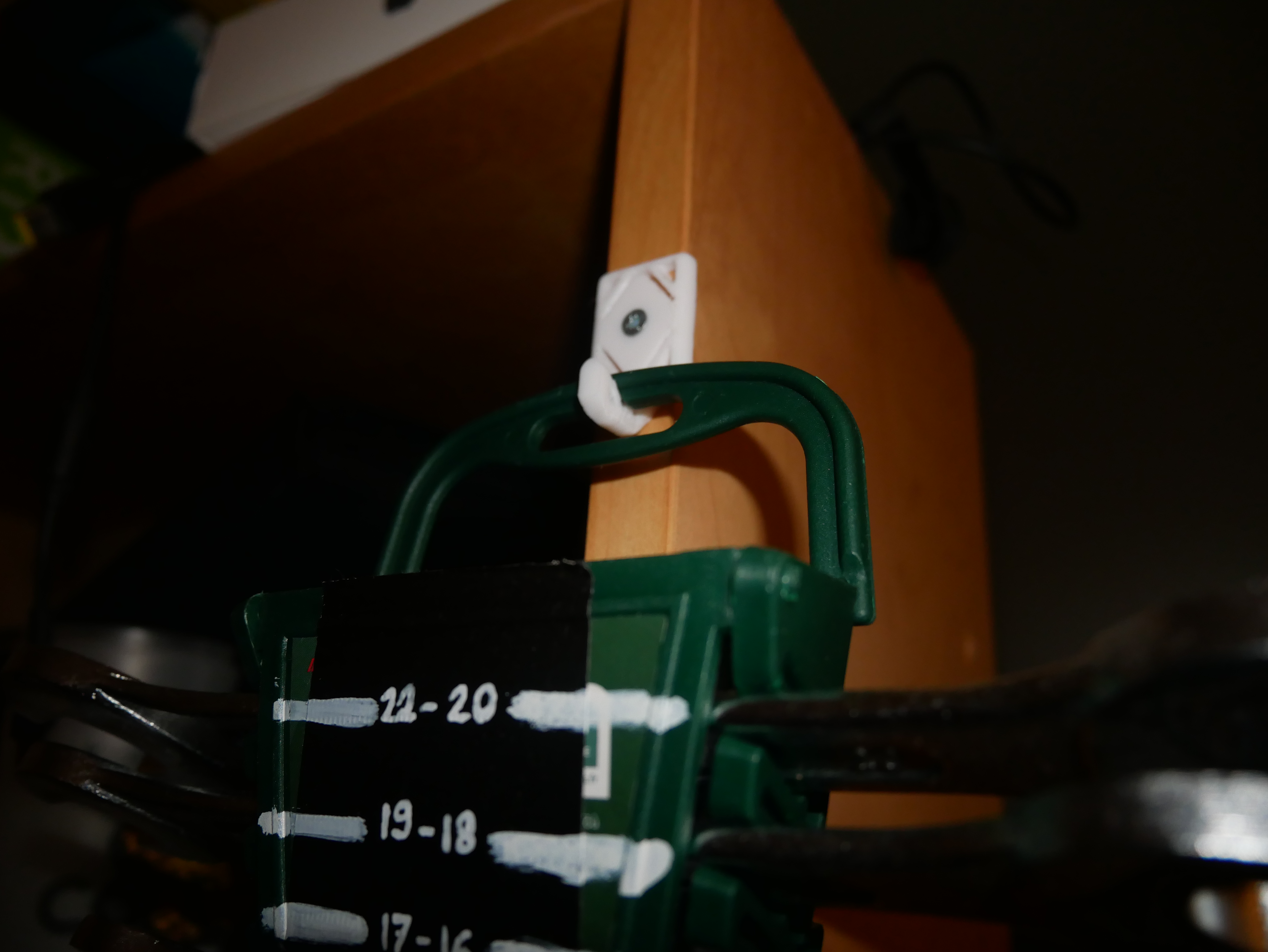Miniatura 6 do modelo 3D Multi-purpose wall hook (v2)