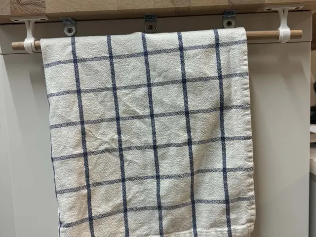 Kitchen towel holder