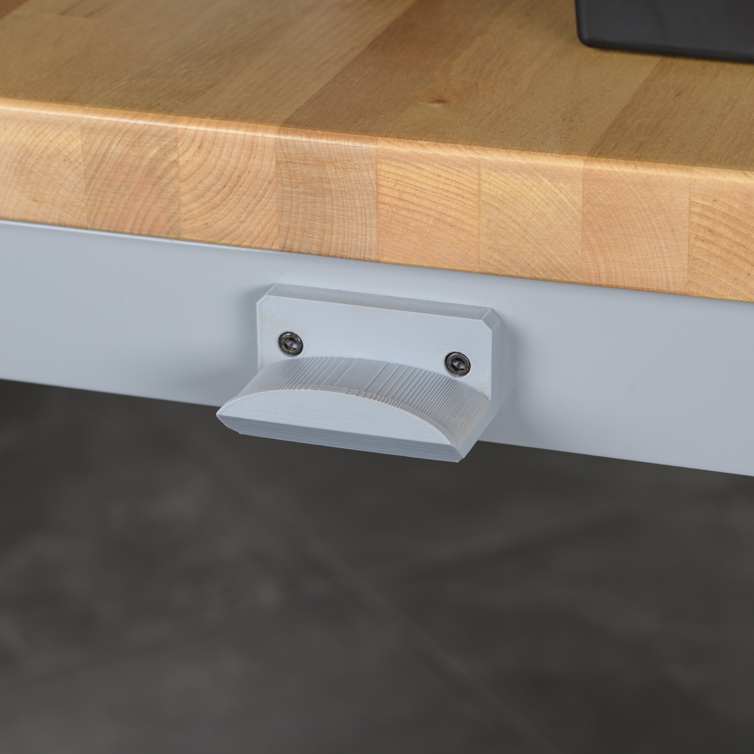 Backpack Hook for UPLIFT Desk 4-Leg Standing Desk