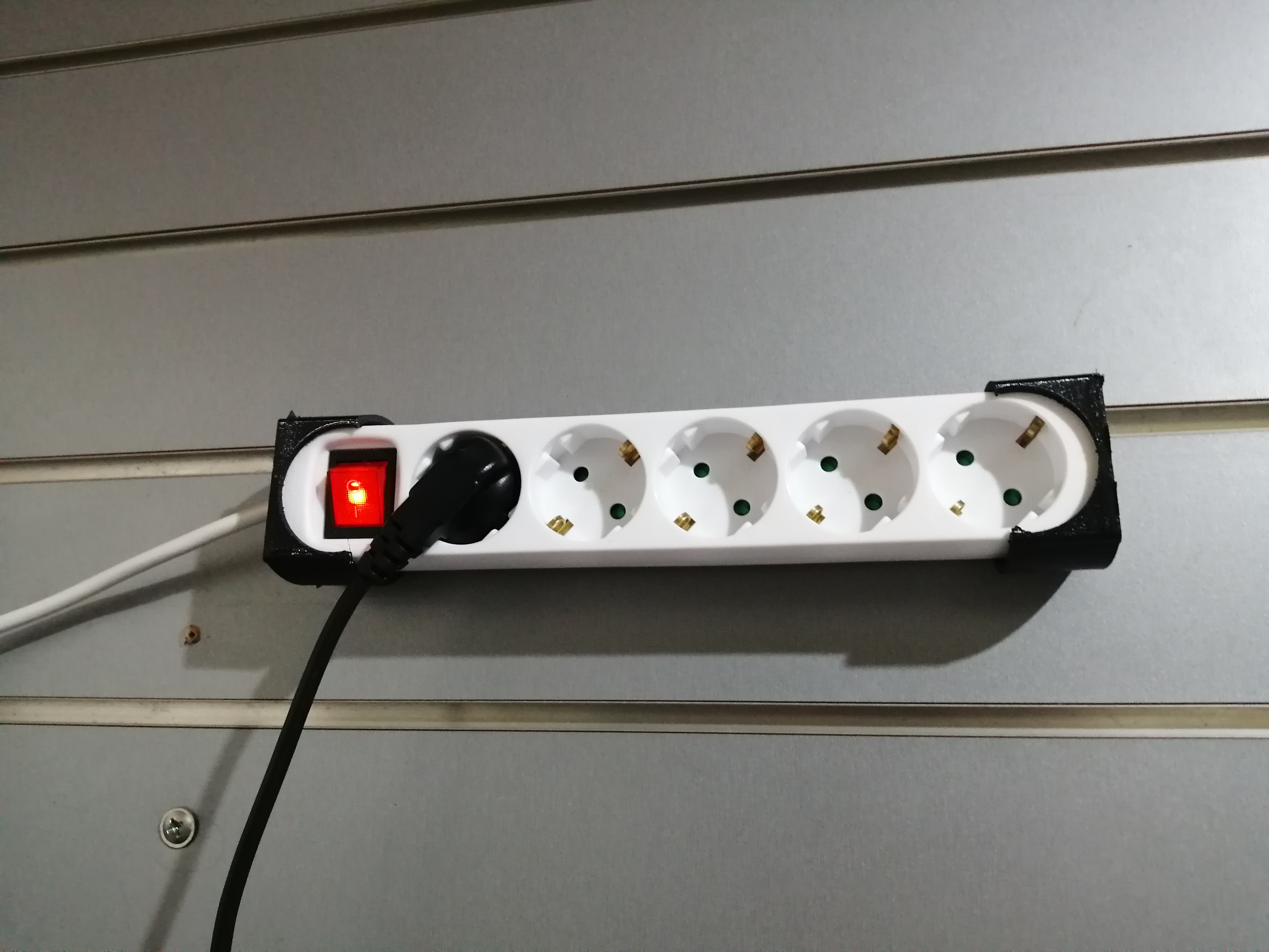 Slatwall Power Strip mount
