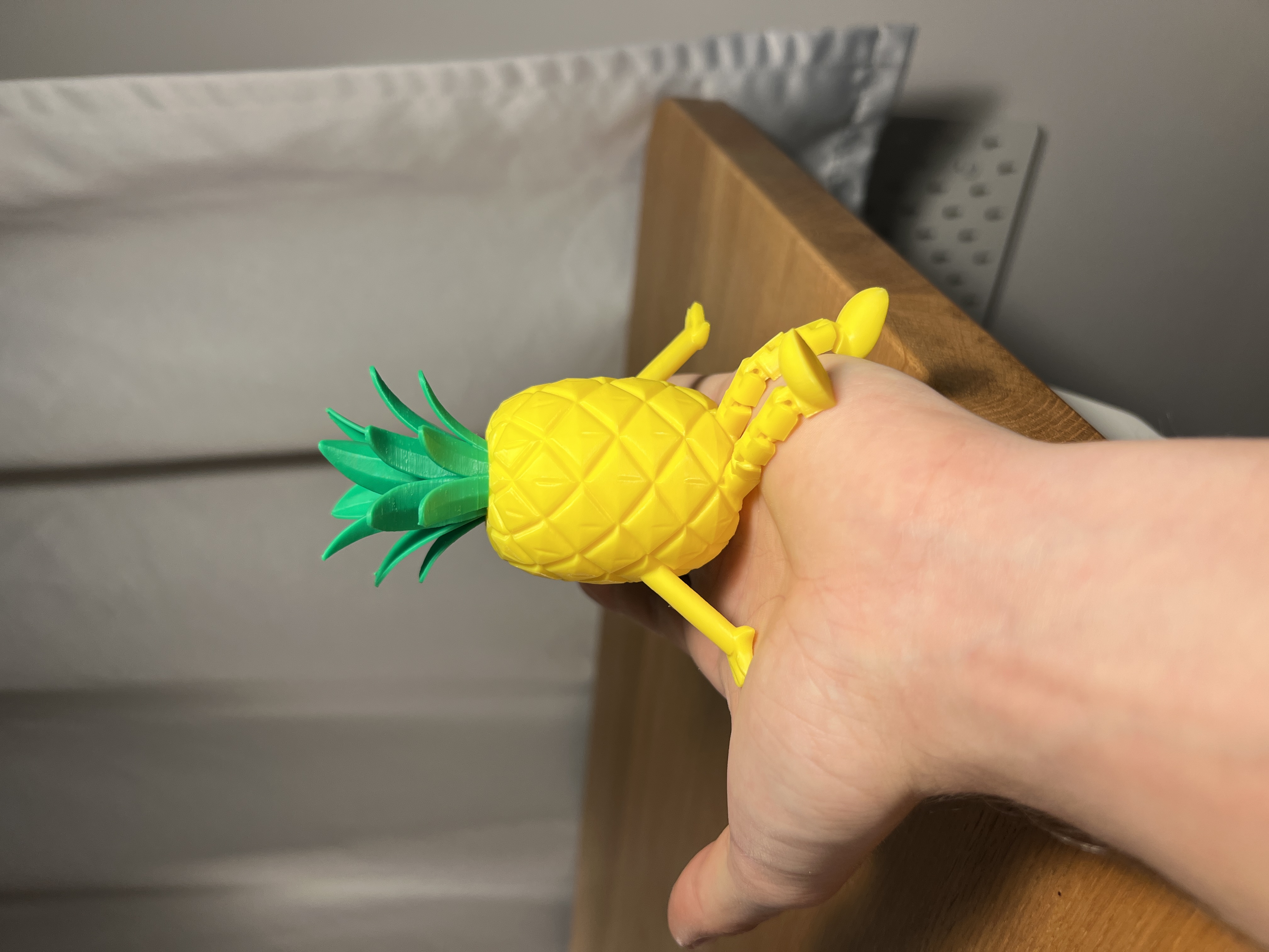 Articulated Pineapple Buddy — miniatura 2