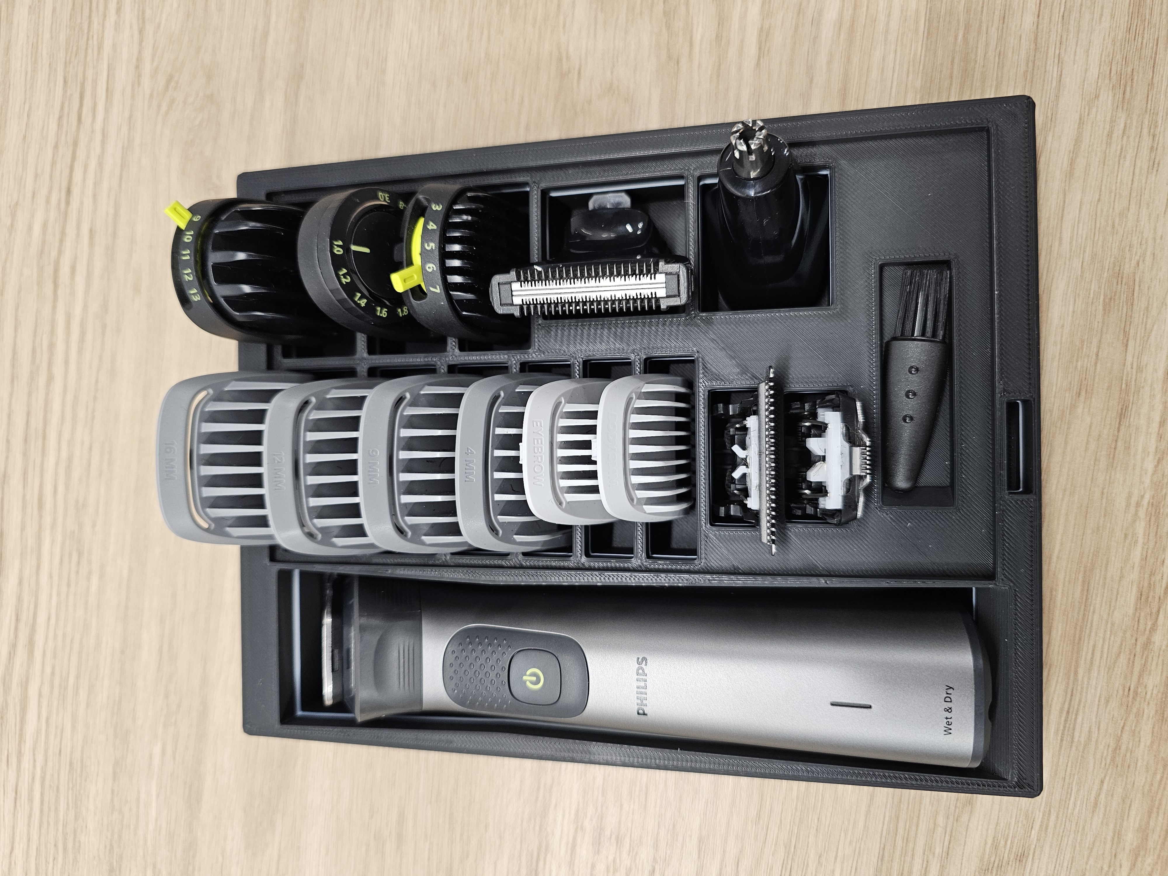 Philips Multigroom 7940 - Tray / Travel box / Case